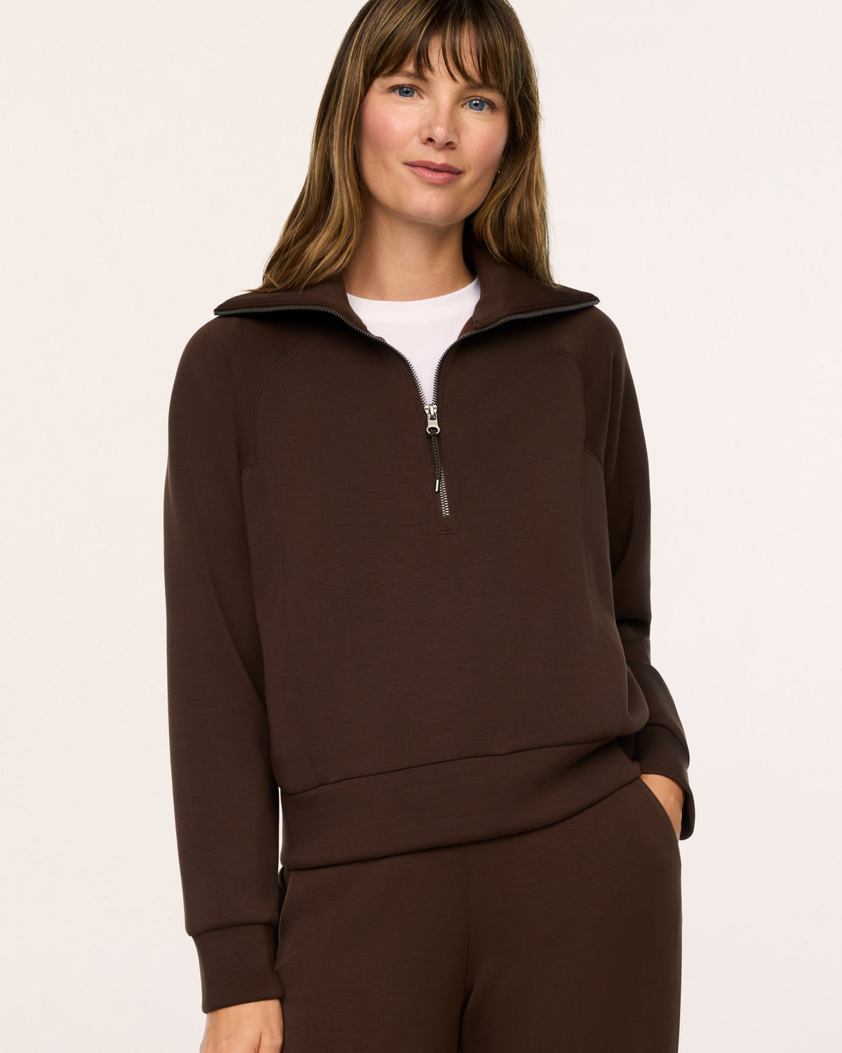 AirEssentials Half Zip in umber root
