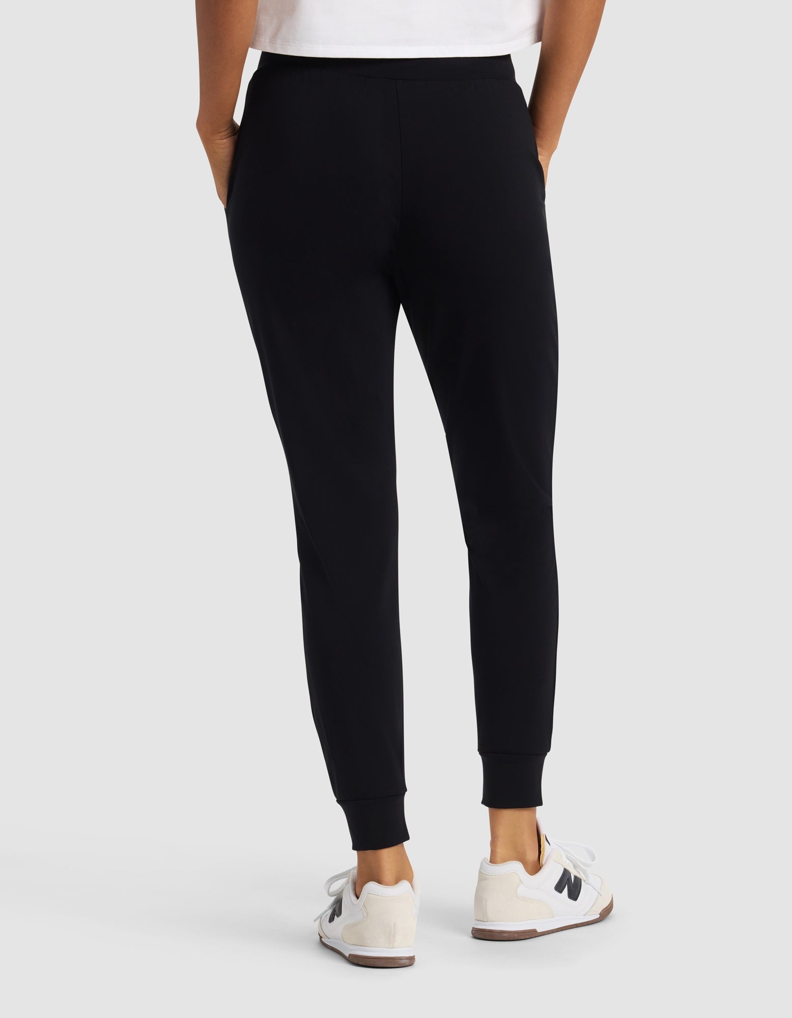 Women's Brushed Bamboo Jogger Set by Cozy Earth at Shirley Shoppe