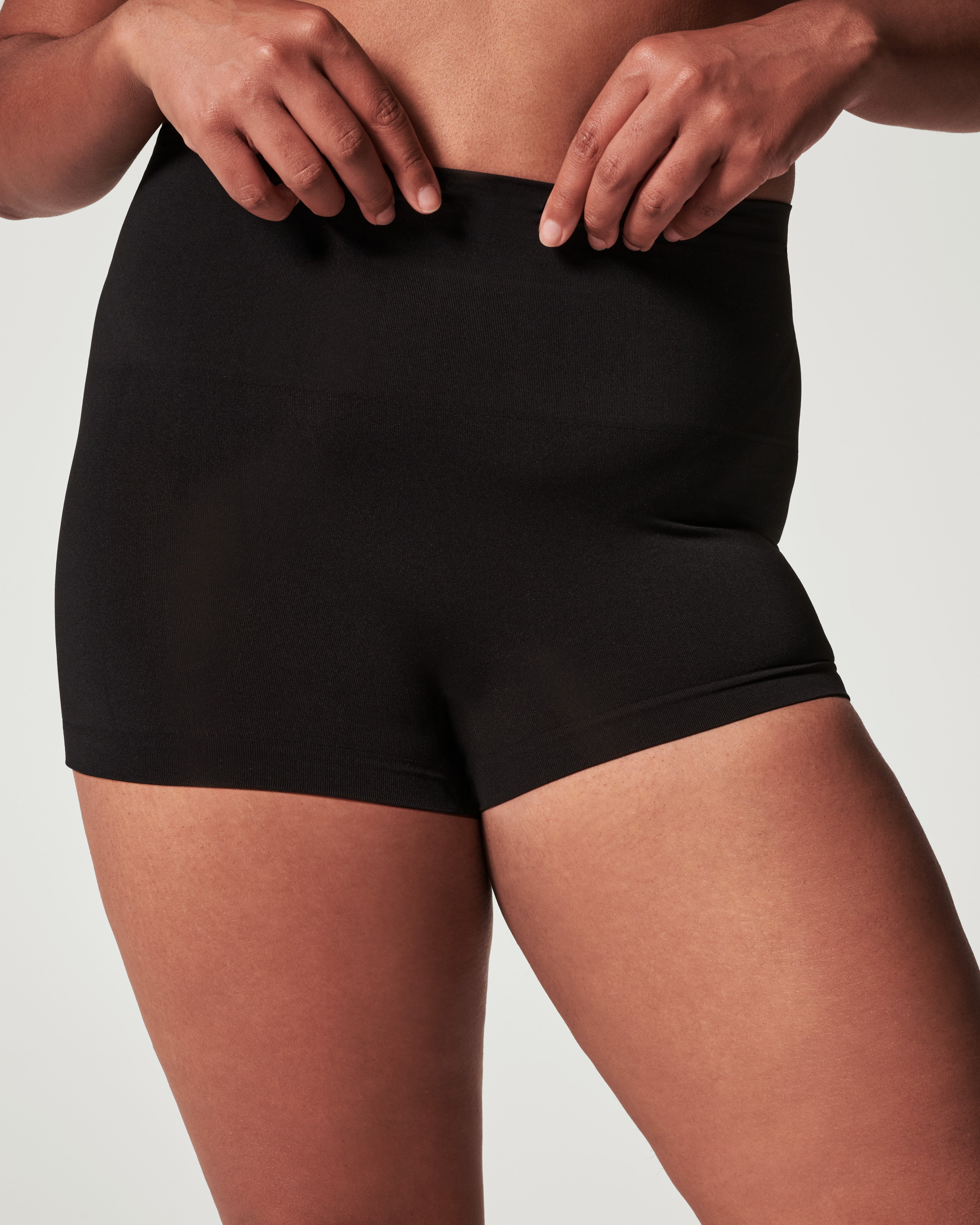 SPANXshape™ ExtraOrdinary Boyshort | Very Black