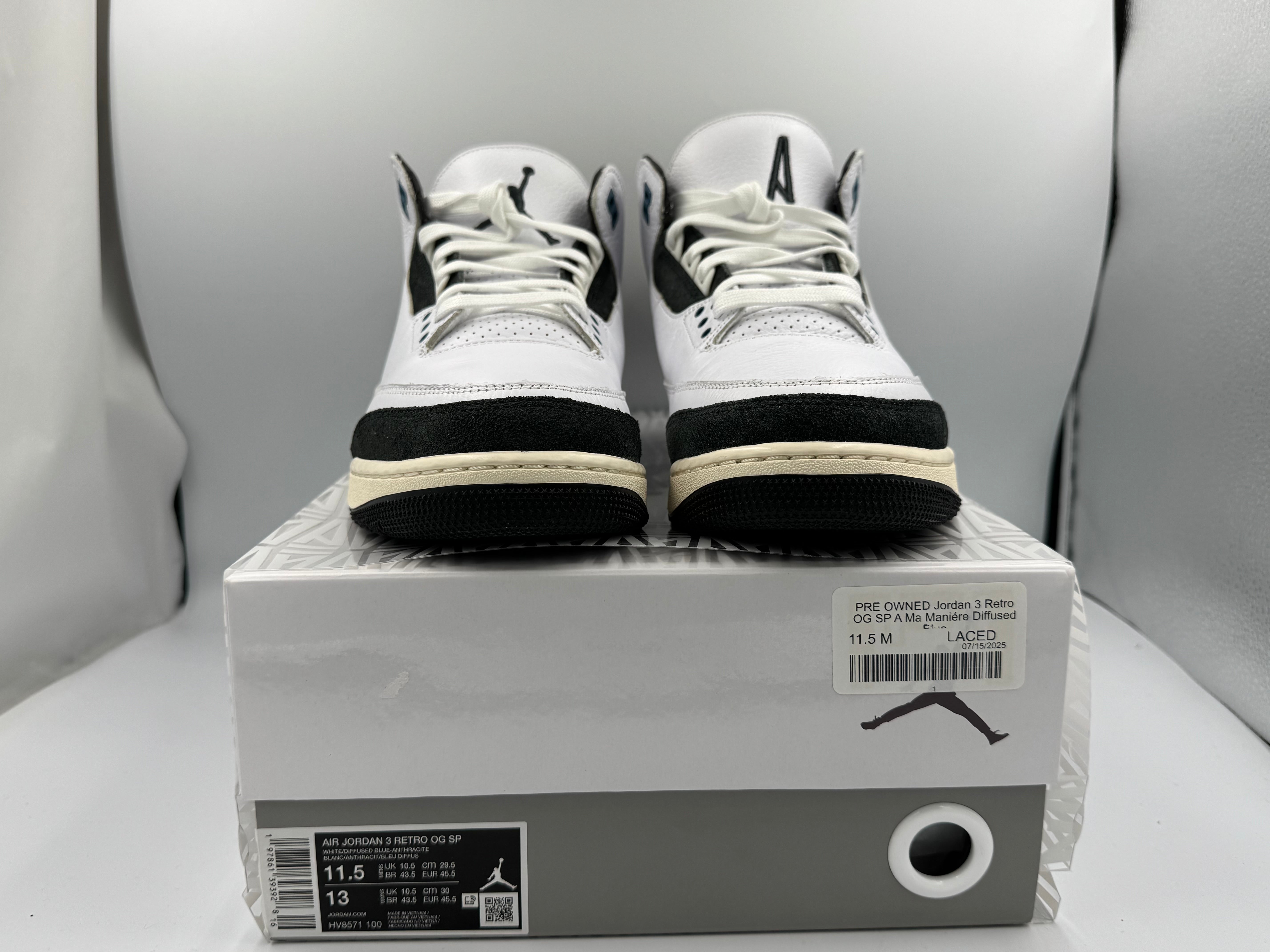 PRE OWNED Jordan 3 Retro OG SP A Ma Maniére Diffused Blue