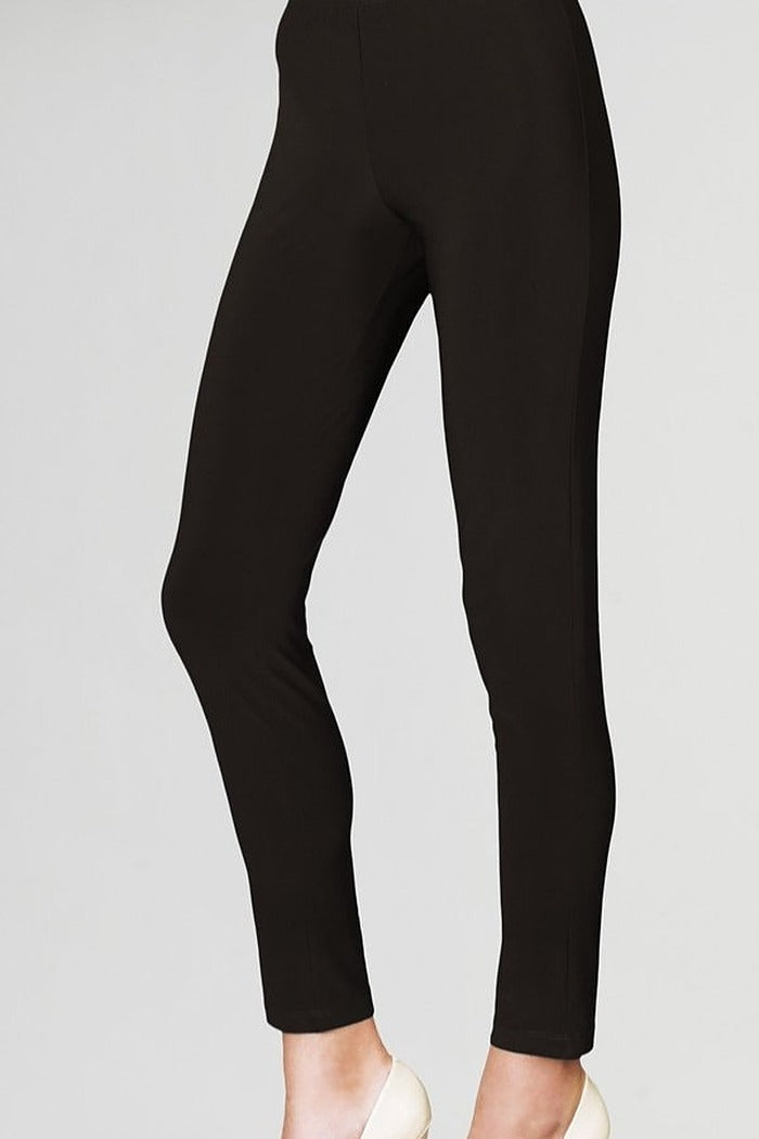 Signature Slim Legging