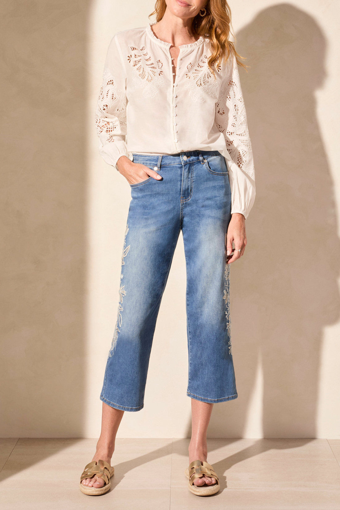 Audrey Girlfriend Crop Jeans w/ Embroider