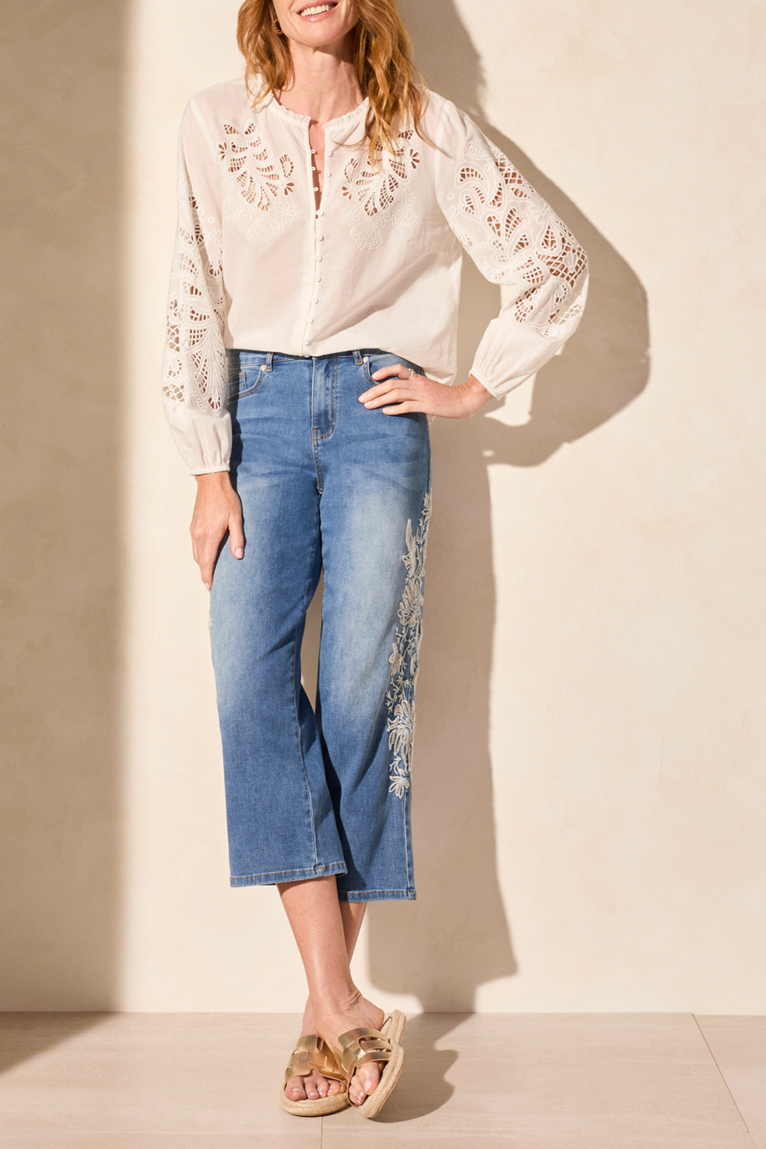 Audrey Girlfriend Crop Jeans w/ Embroider