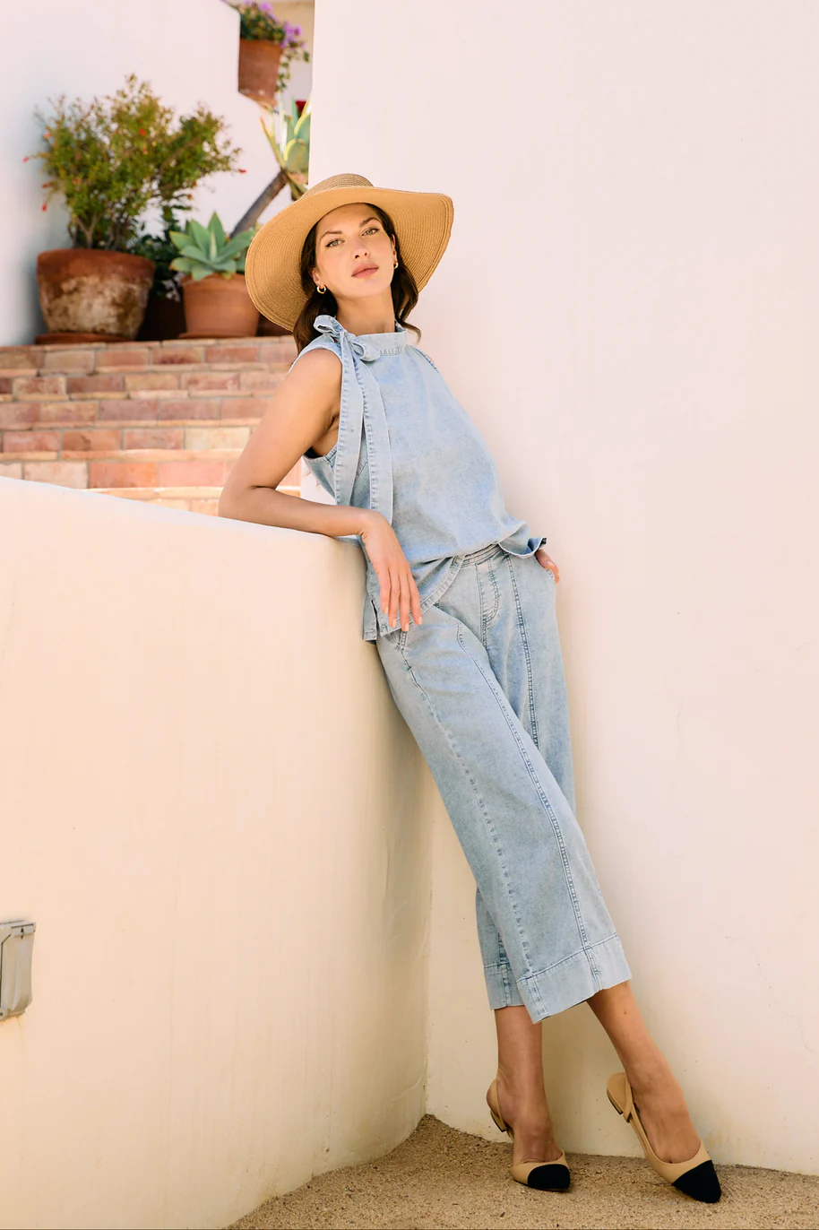 Sleeveless Bow Neck Blouse
