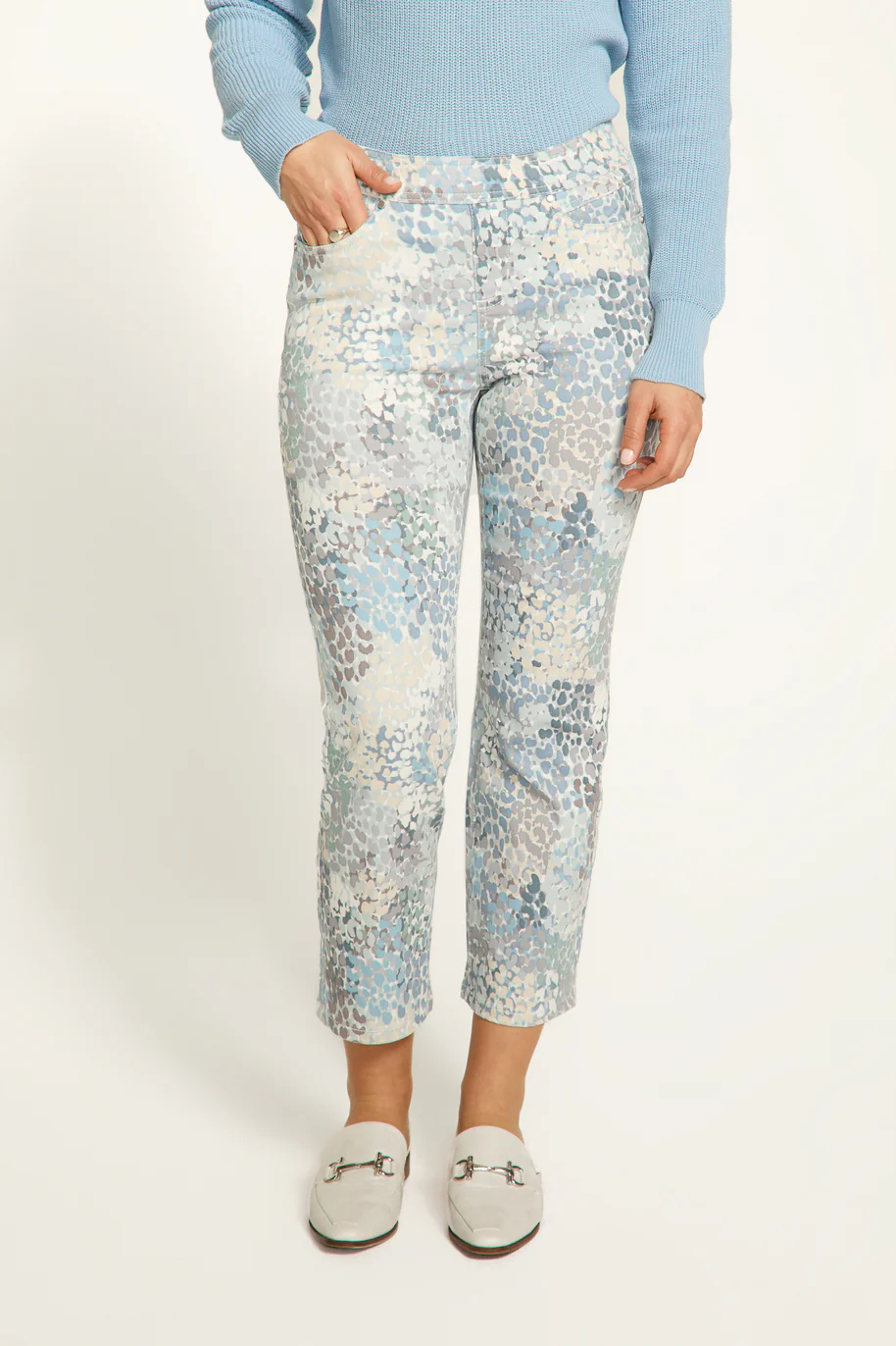Pull-On Straight Crop Denim