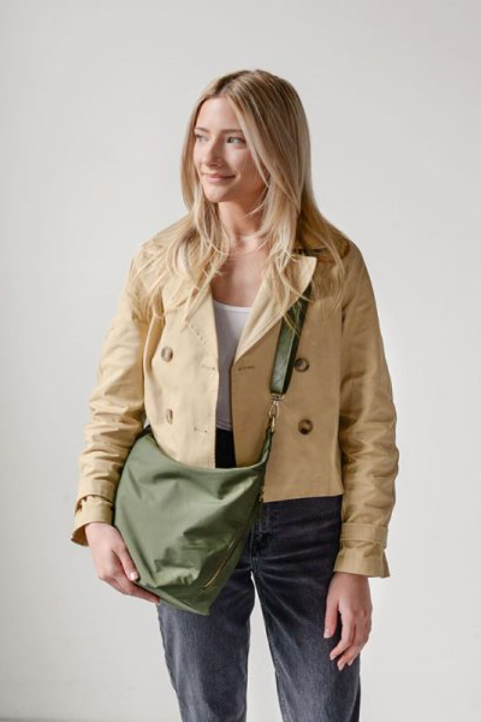 Pine Deb Travel Carry All Crossbody