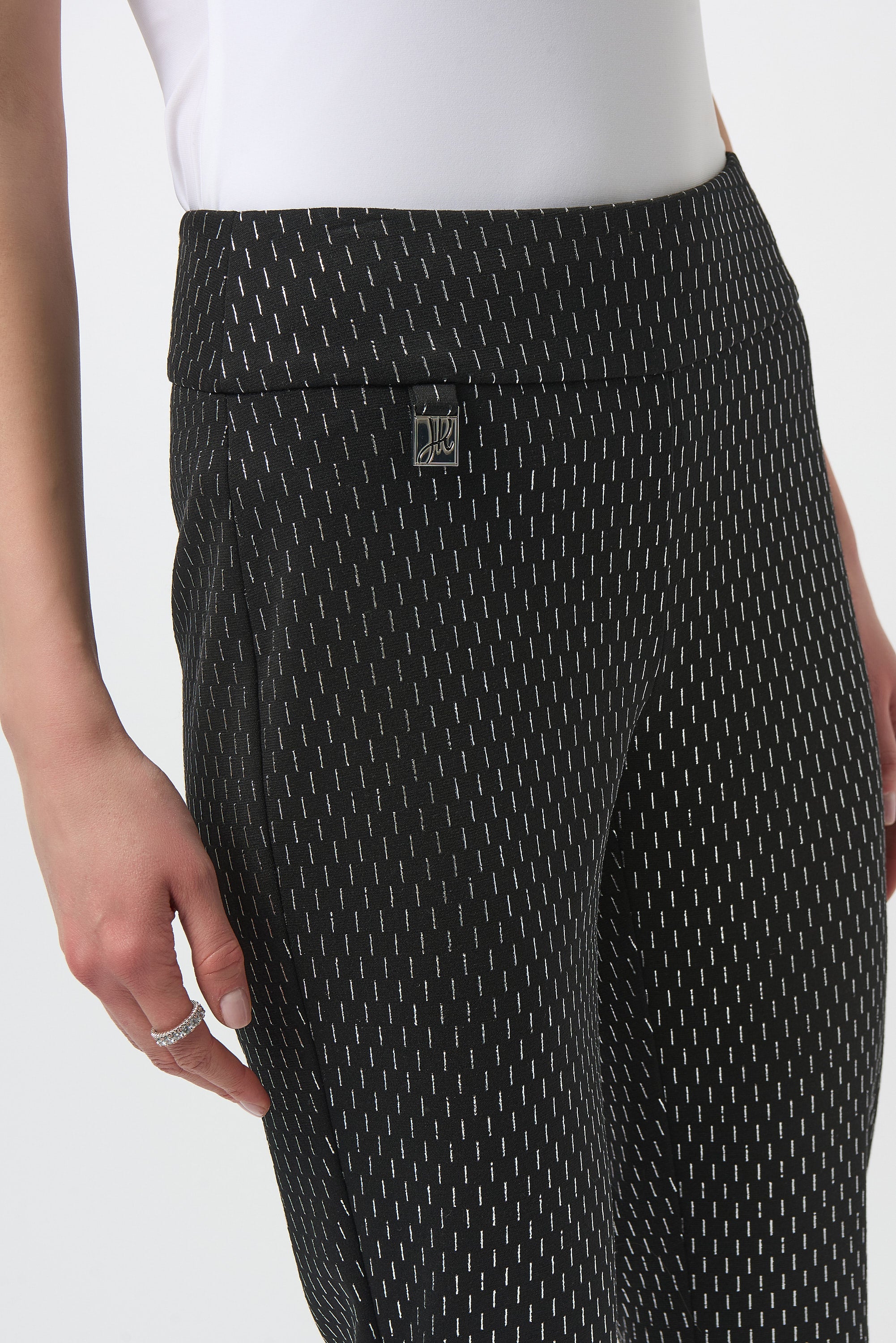 Foiled Heavy Knit Slim Fit Pants