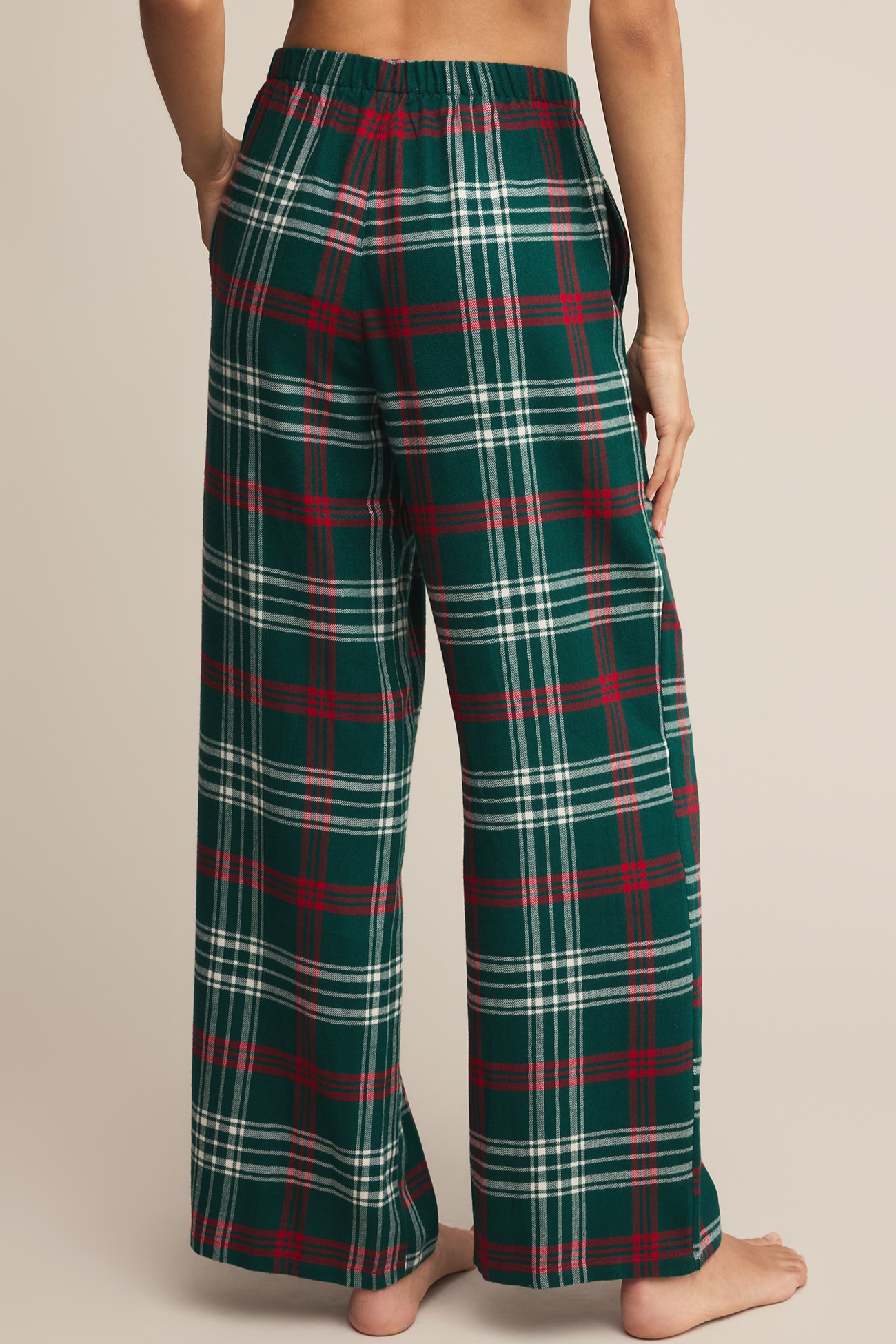 Hangout Plaid Pant
