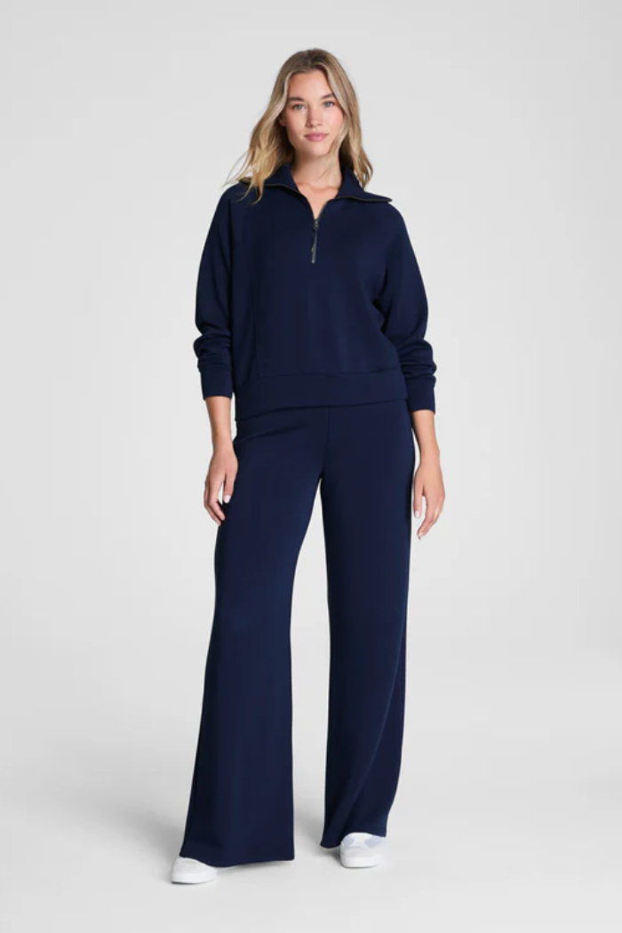 AirEssentials Wide Leg Pant