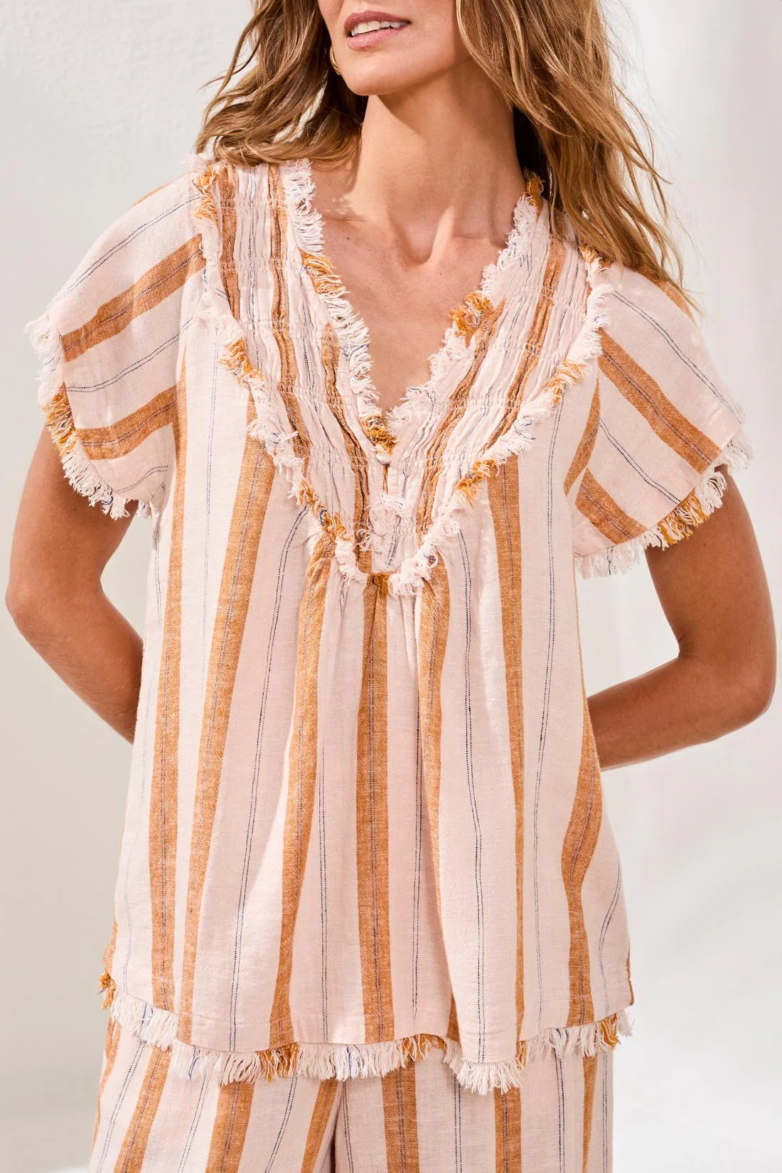Short Sleeve Blouse with Raw Edge