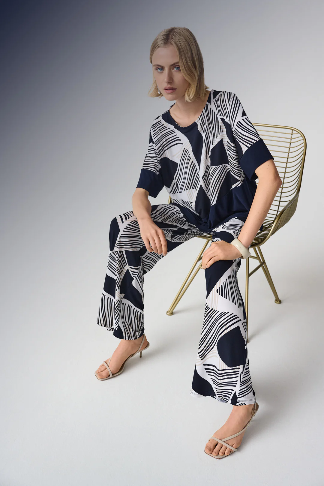 Silky Knit Geometric Print Asymmetrical Cocoon Top