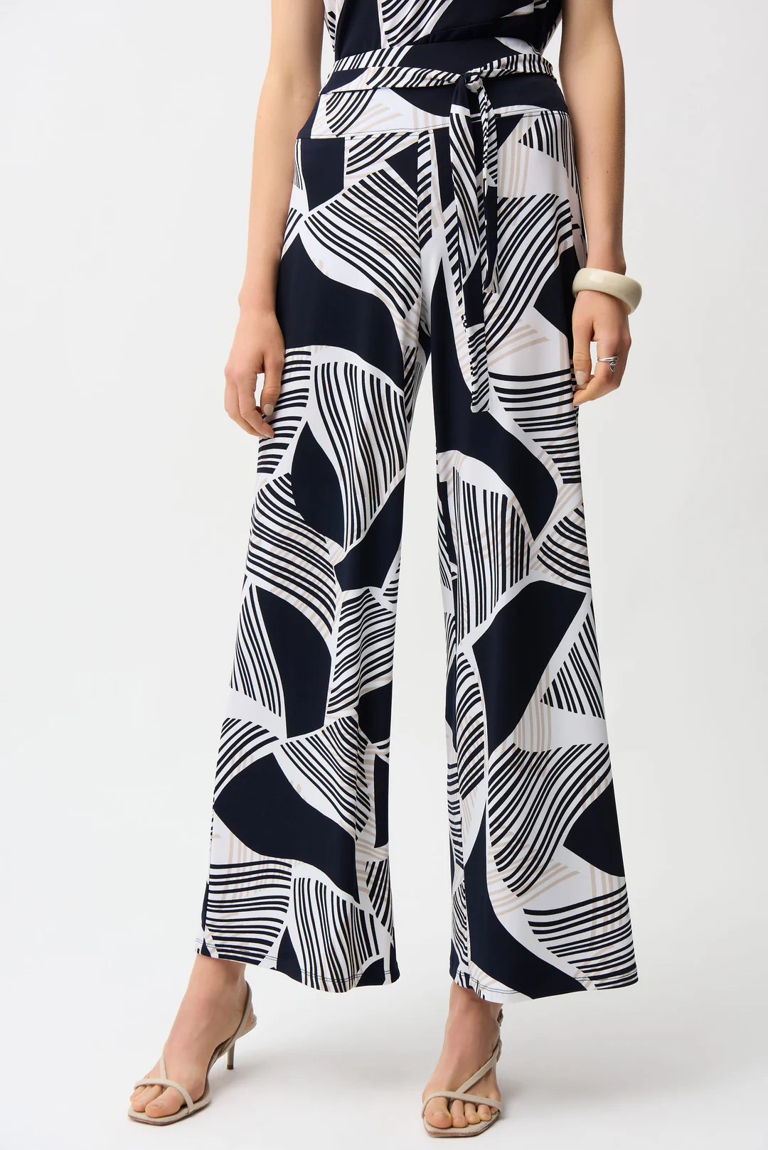 Silky Knit Geometric Print Wide Leg Pull-On Pants