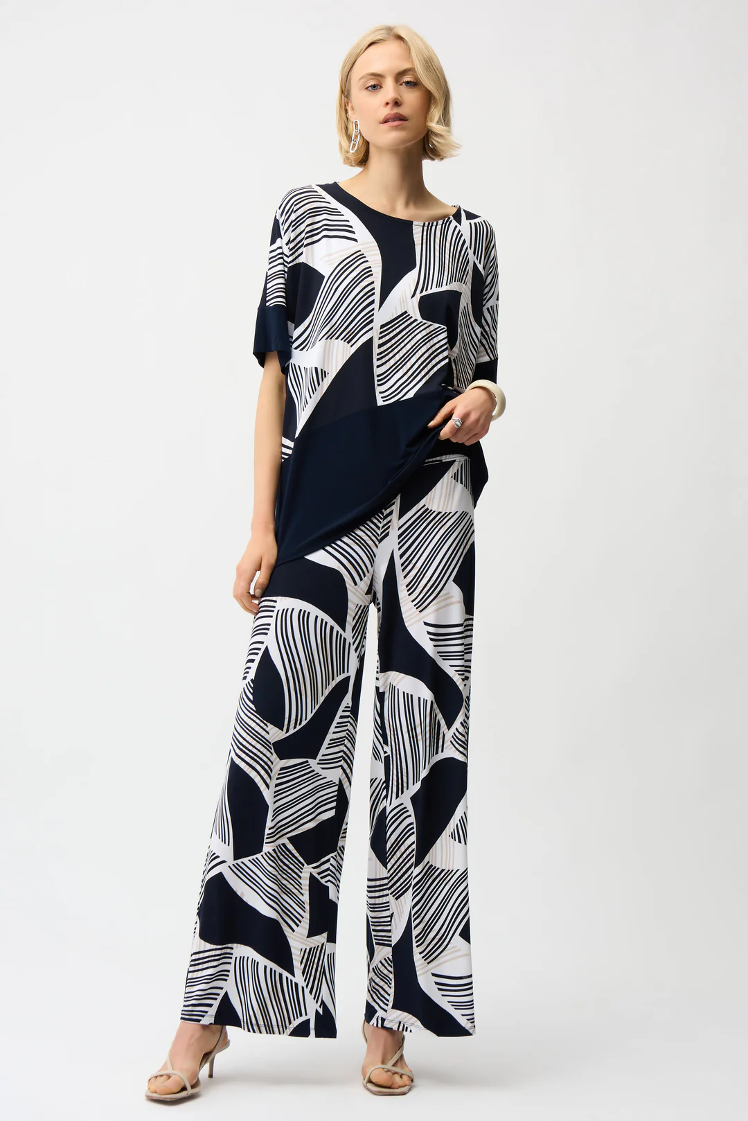 Silky Knit Geometric Print Wide Leg Pull-On Pants