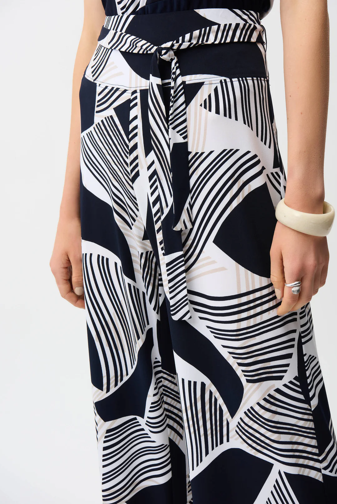Silky Knit Geometric Print Wide Leg Pull-On Pants