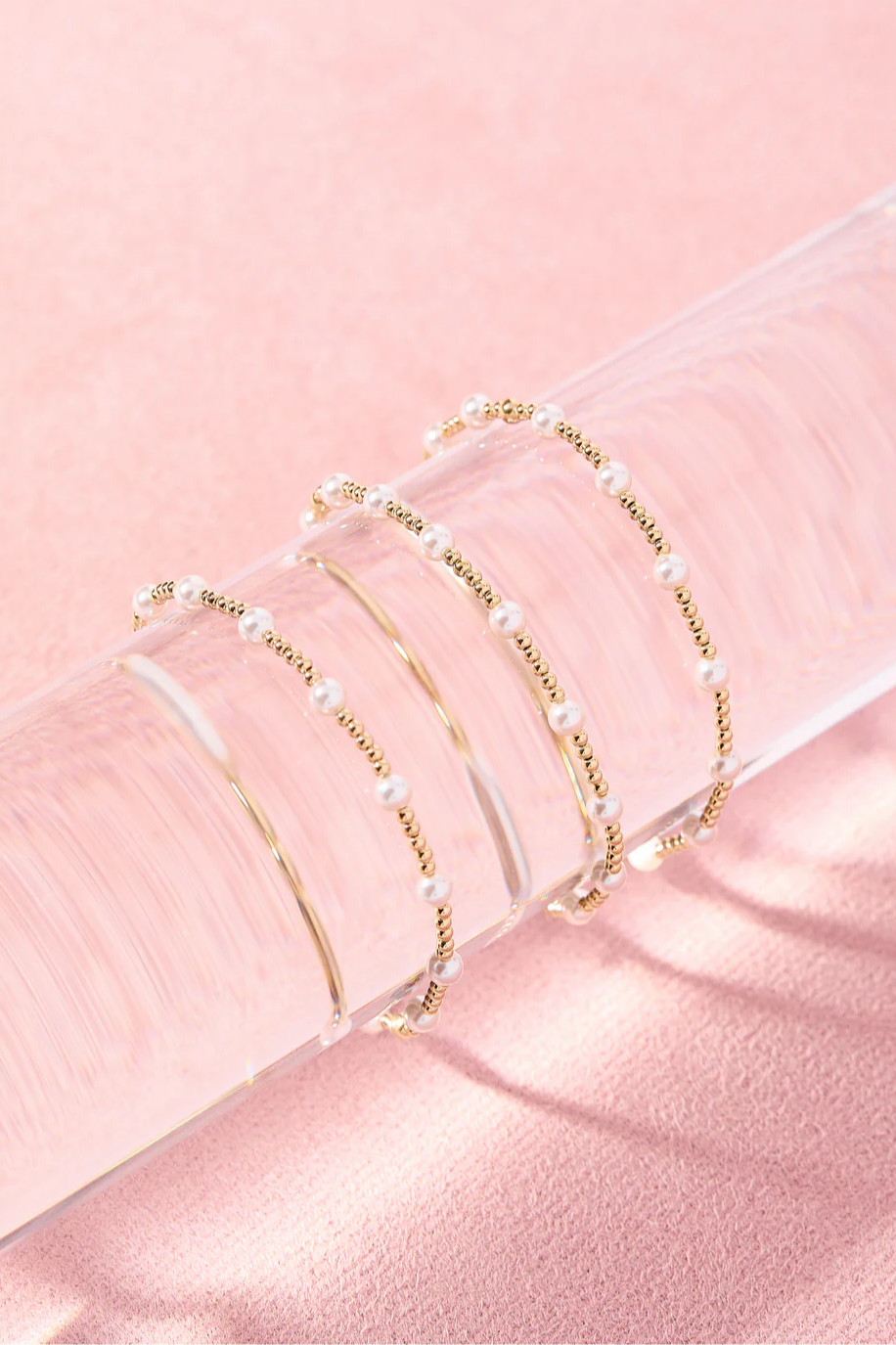 June Pearl Bracelet in Gold