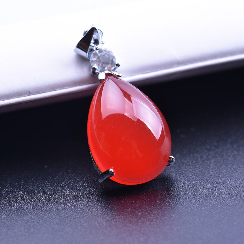 Ethnic Red Green Water Drop Chalcedony Surrounding Diamond Pendant