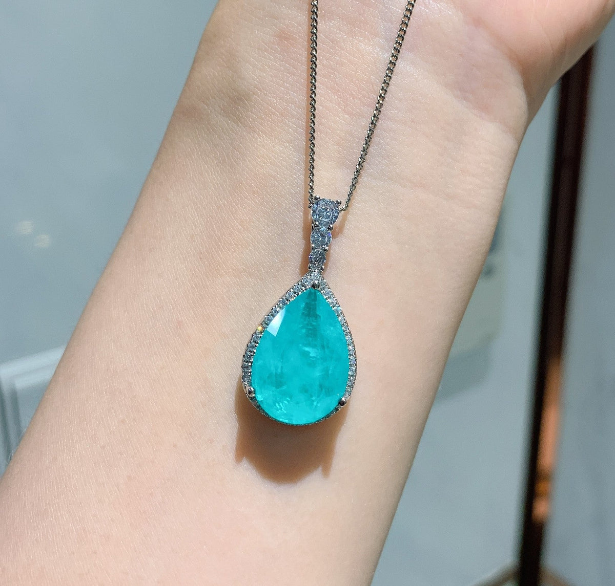 Classy Sheng Colored Gems Simulation Paraiba Jewelry Set