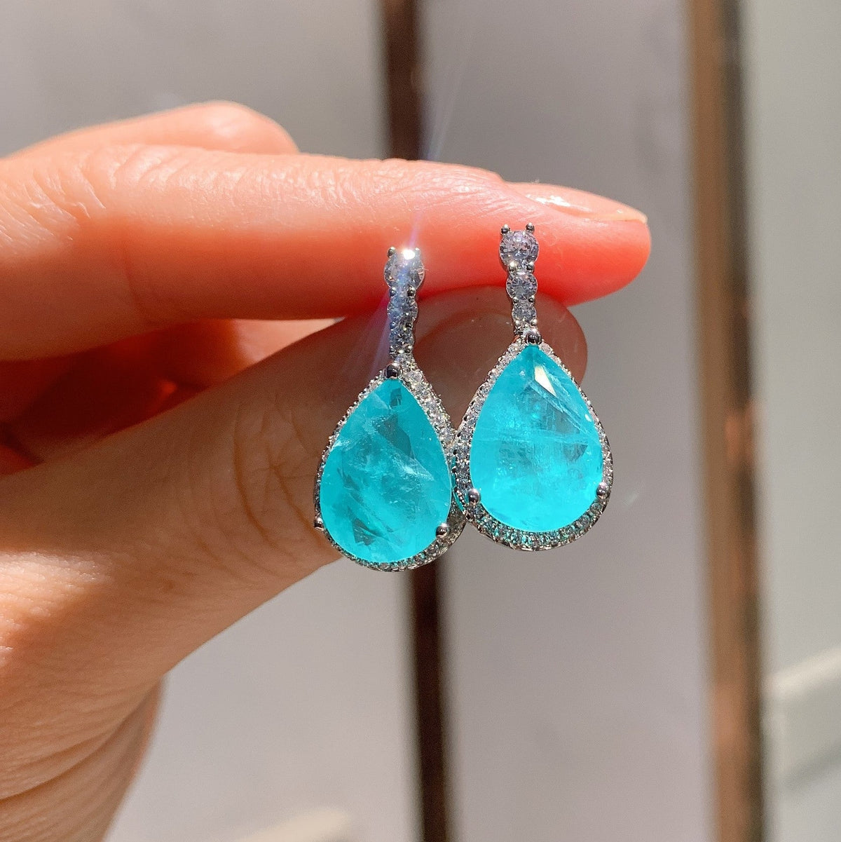 Classy Sheng Colored Gems Simulation Paraiba Jewelry Set