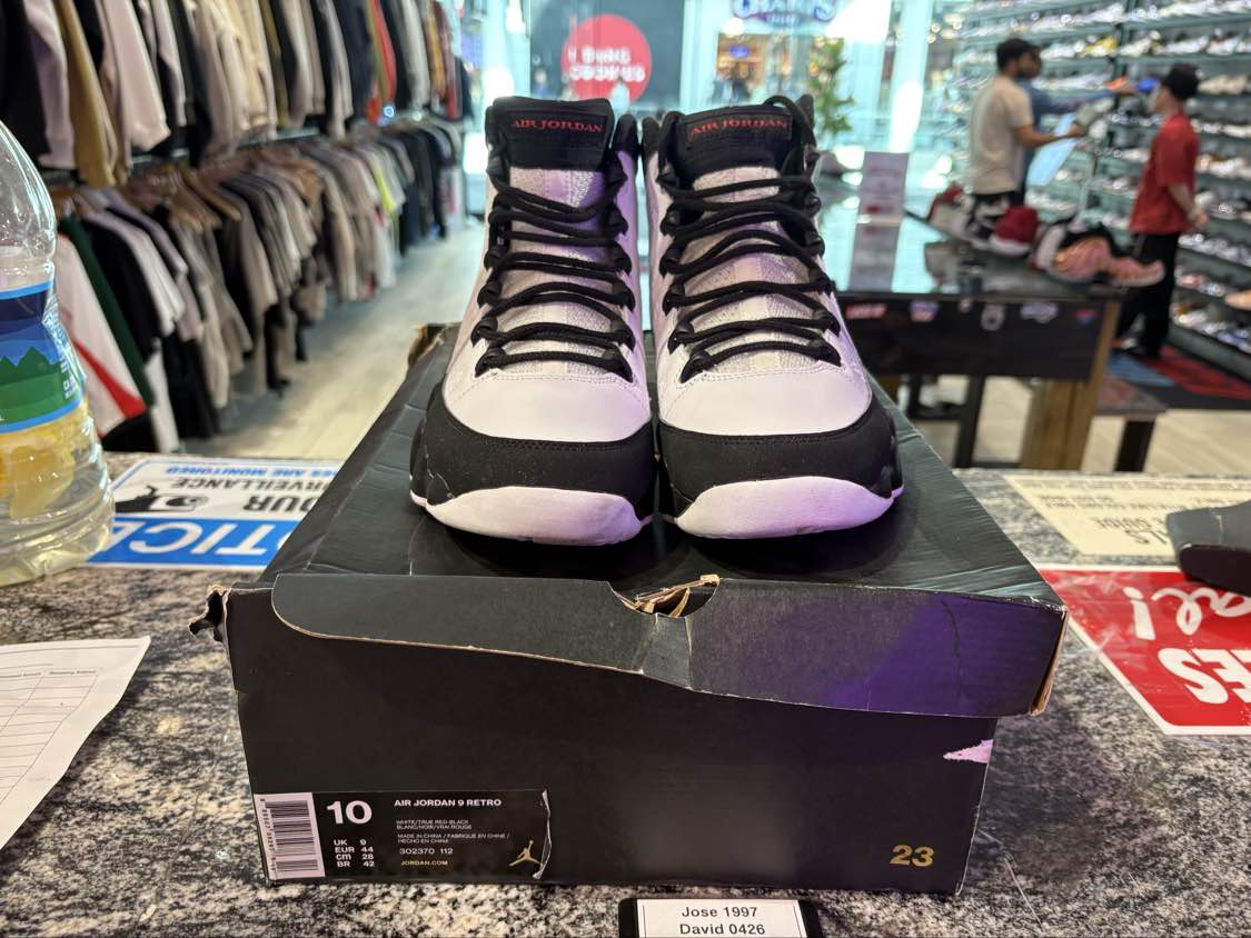 PRE OWNED Air Jordan Retro 9 OG (2016)