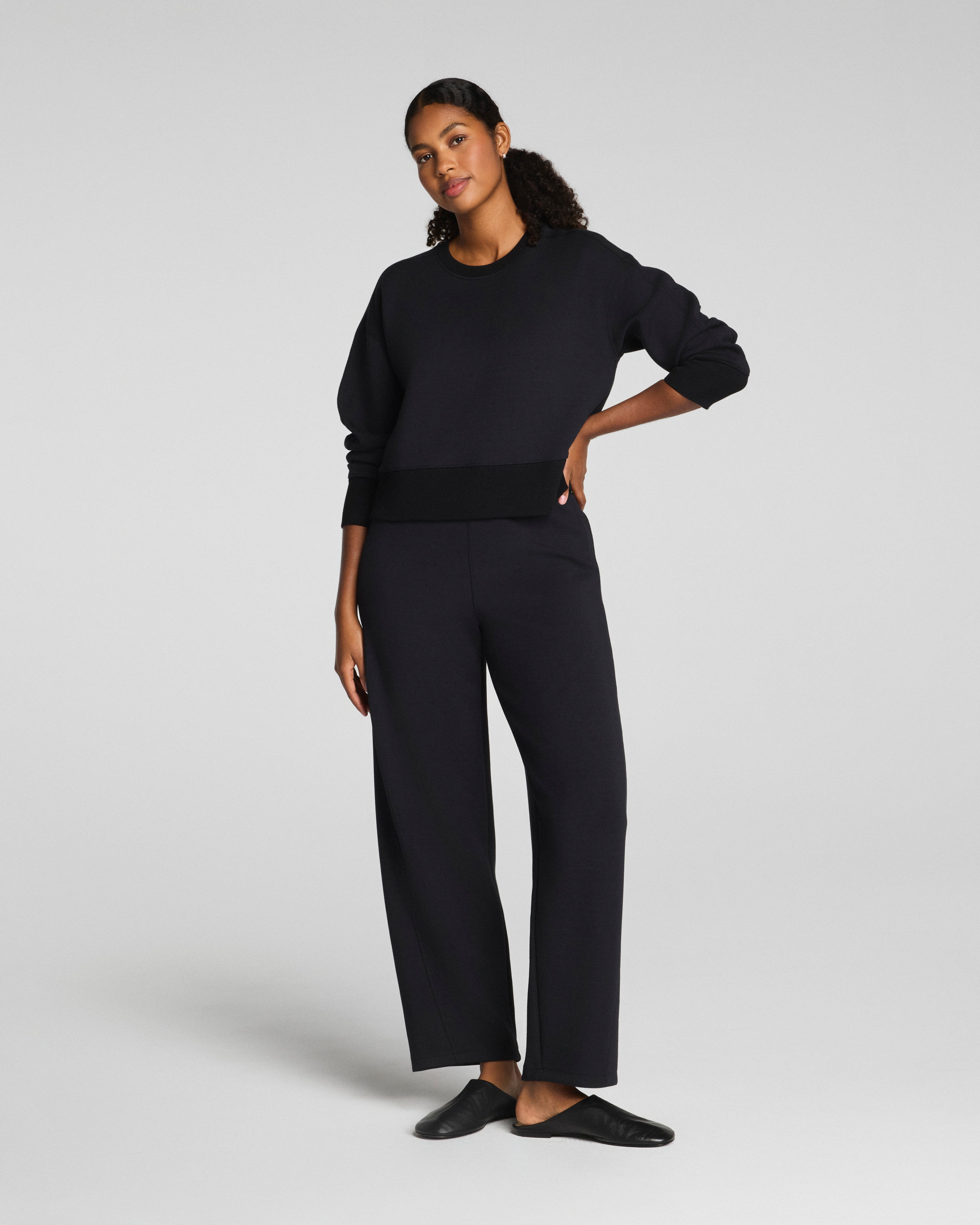 SPANX AirEssentials® Luxe Crewneck Long Sleeve Top | Very Black