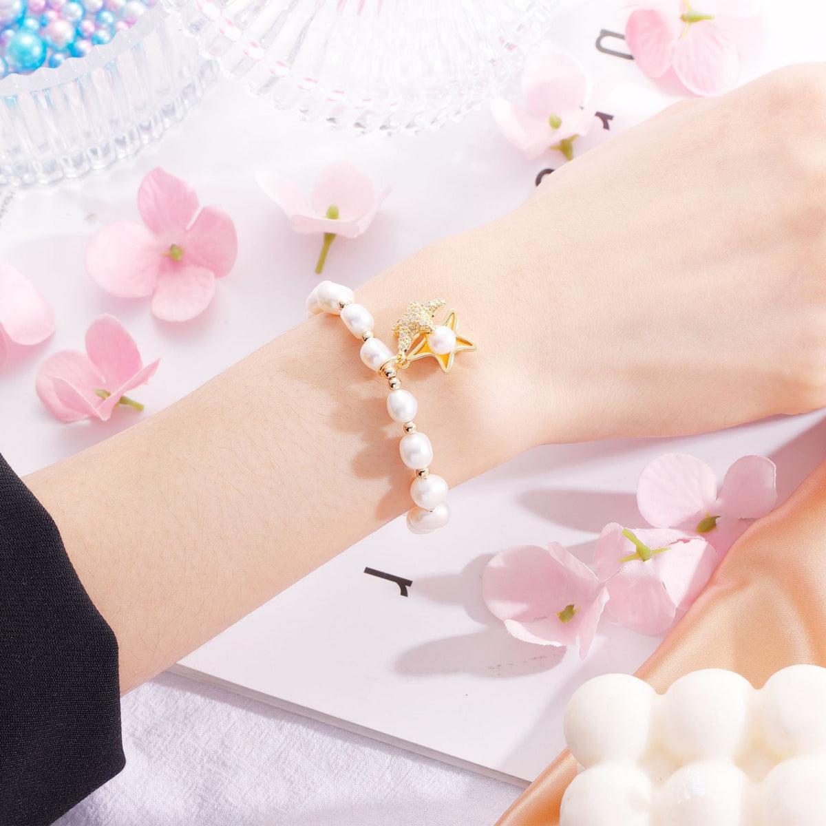 Women's Exquisite Elegant Bardo Freshwater Pearl Crystal For Bracelets