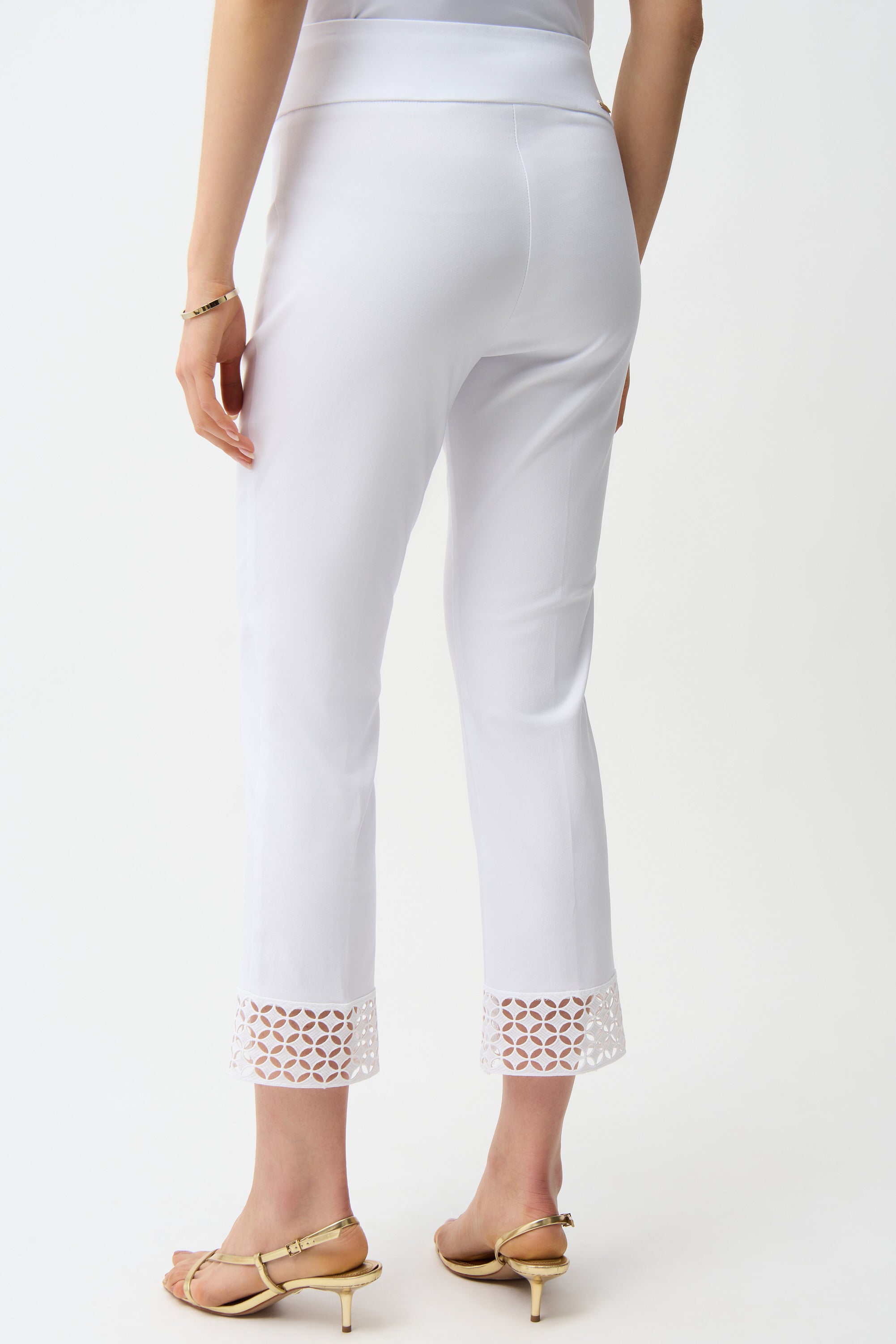 Joseph Ribkoff Pull-On Crop Pants With Guipure Detail Style 261159