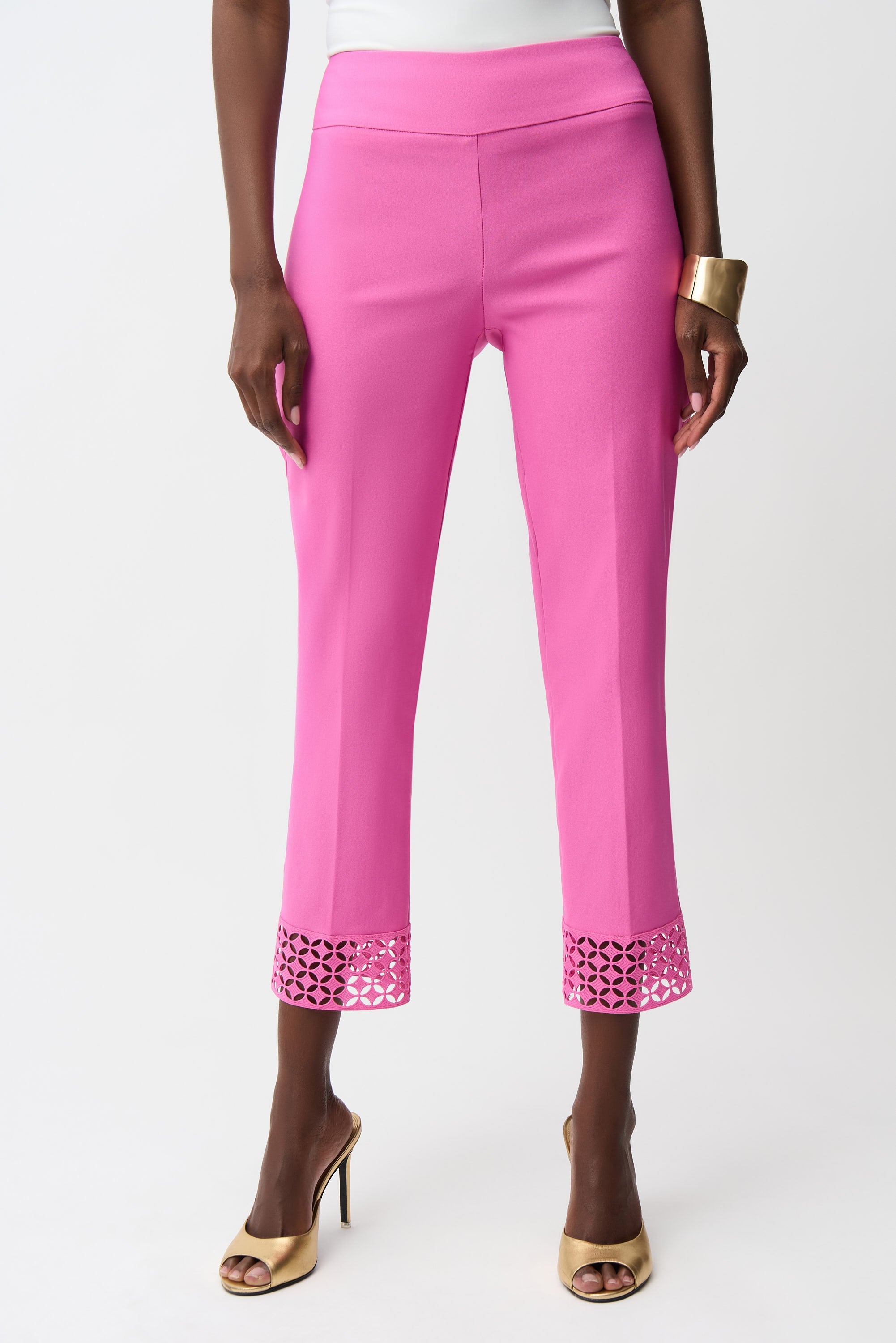 Joseph Ribkoff Pull-On Crop Pants With Guipure Detail Style 261159