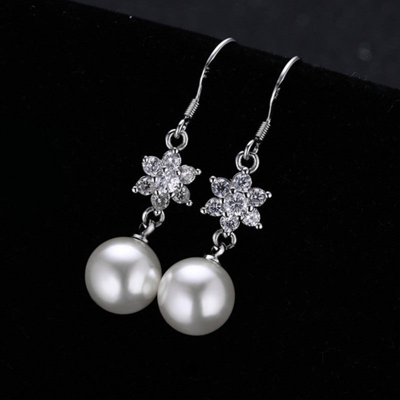 Casual Versatile Women's Elegant Snowflake National Stud Earrings