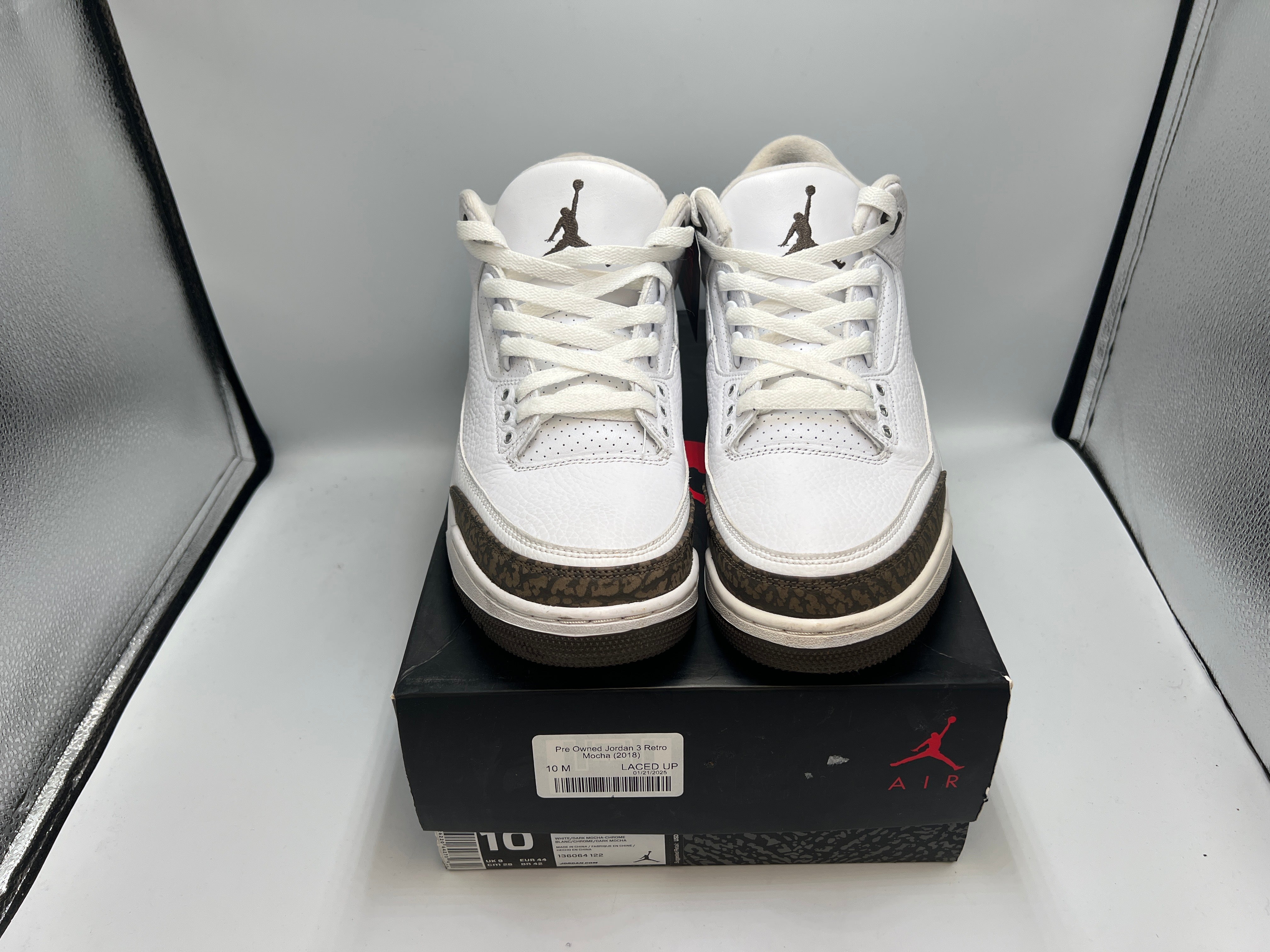 Pre Owned Jordan 3 Retro Mocha (2018)