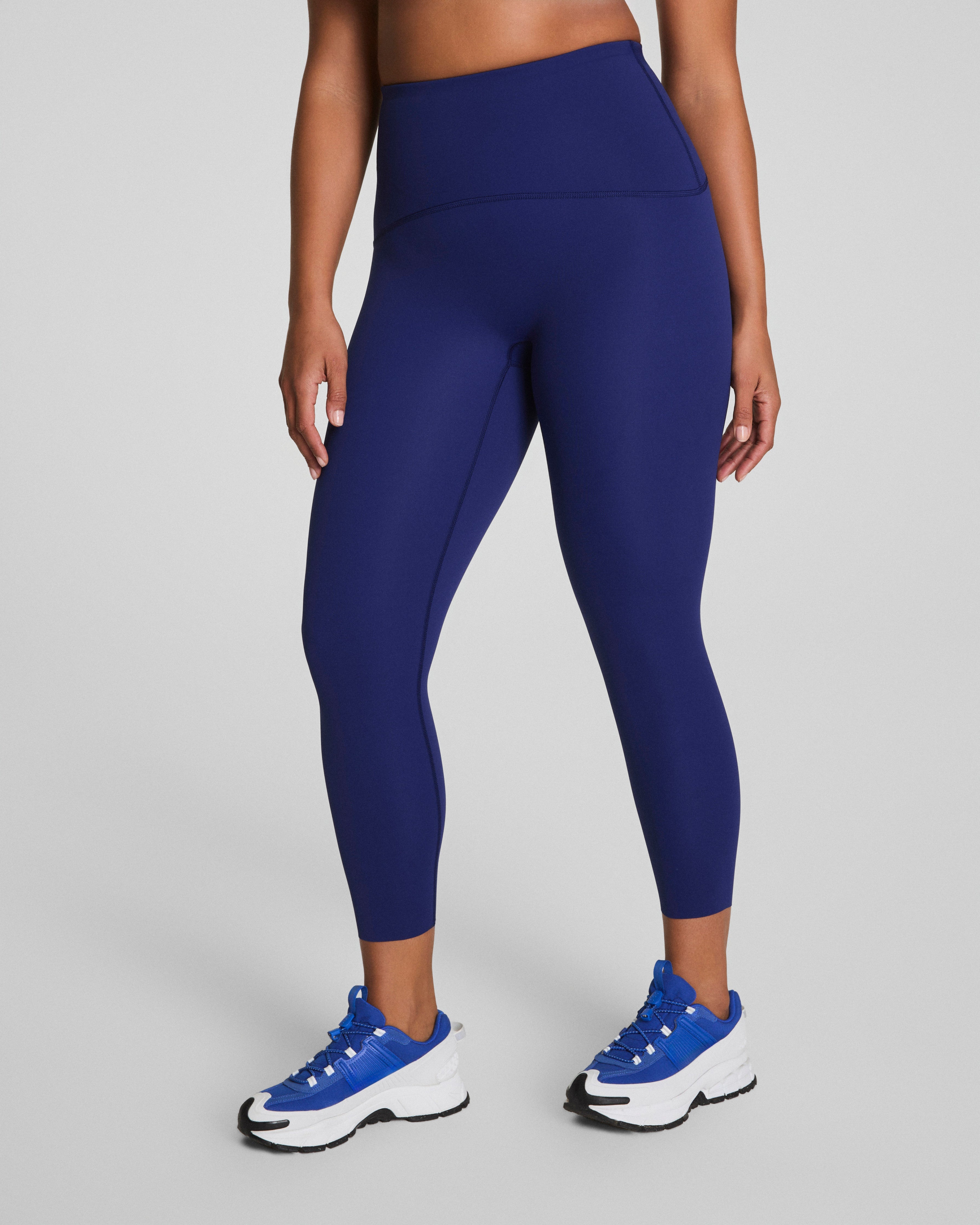 SPANXshape™ Booty Boost® 7/8 Leggings | Midnight Iris