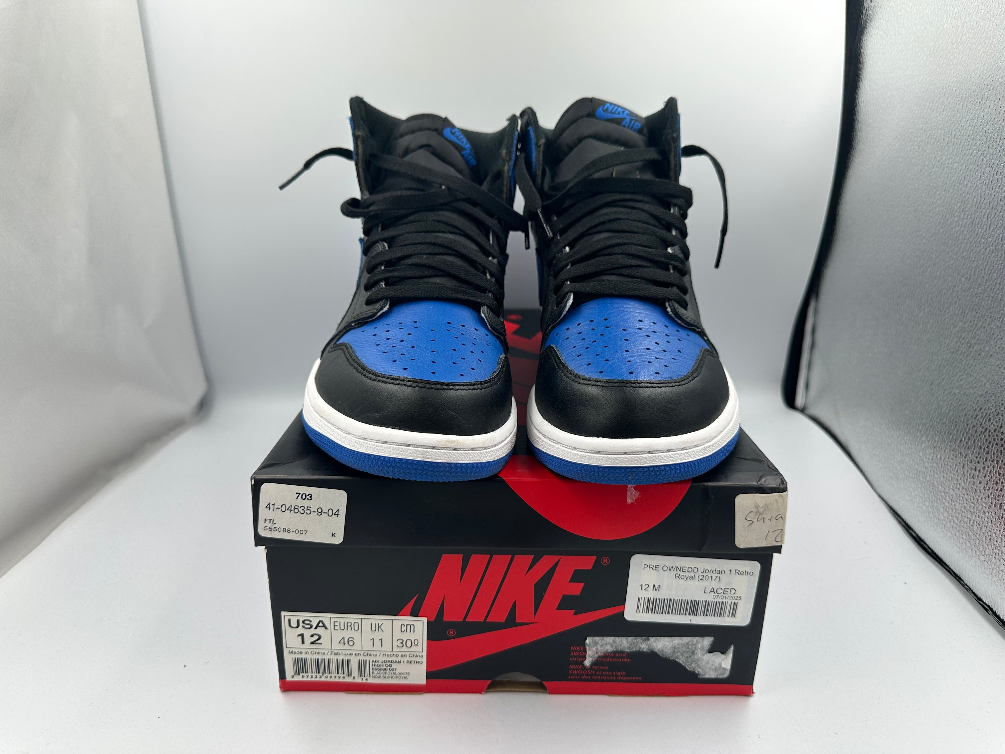 PRE OWNEDD Jordan 1 Retro Royal (2017)
