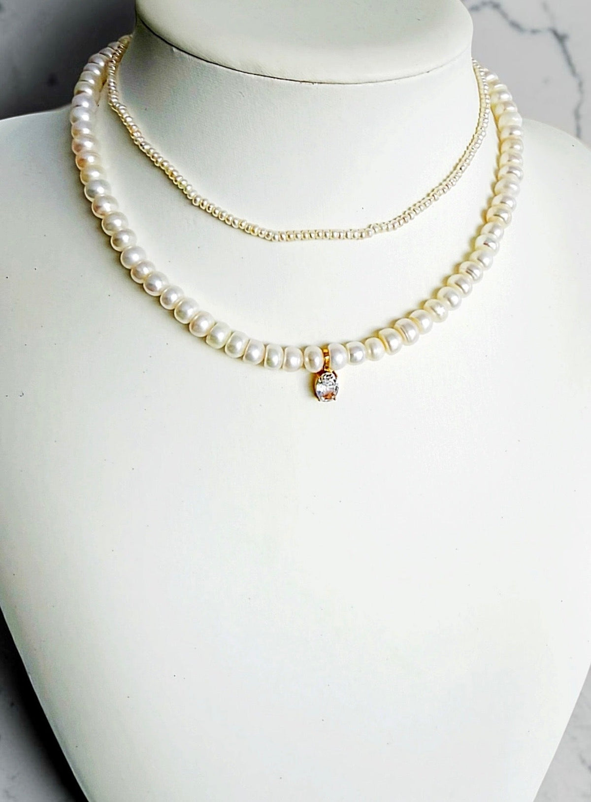 Ann mini pearls choker necklace