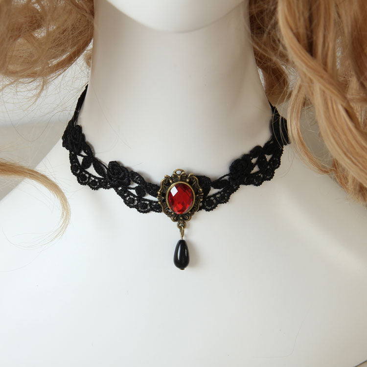 Summer Fashion Lace Clavicle Chain Fake Necklace
