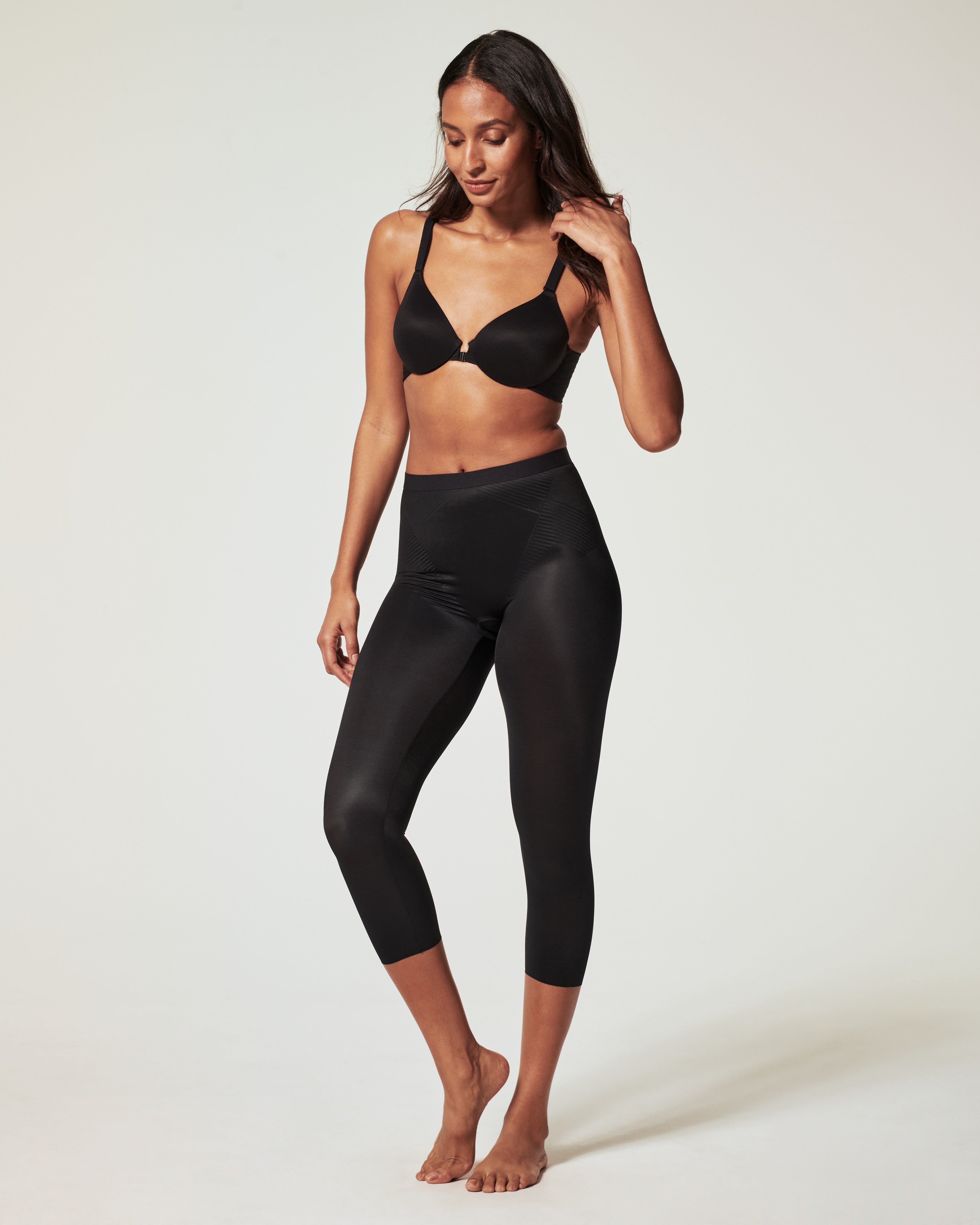 SPANXshape™ Invisible Capri | Very Black