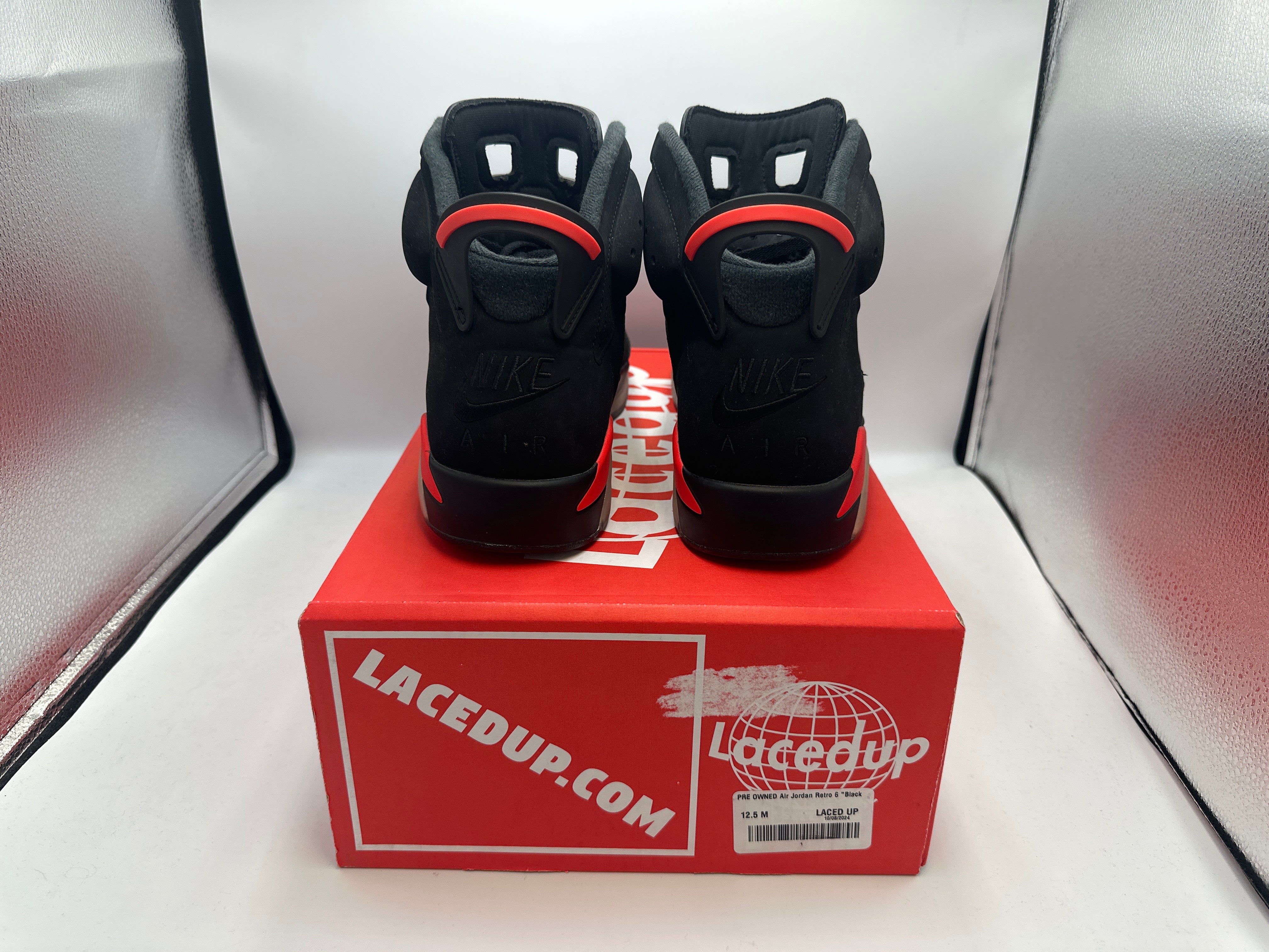 PRE OWNED Air Jordan Retro 6 "Black Infrared" (2019)