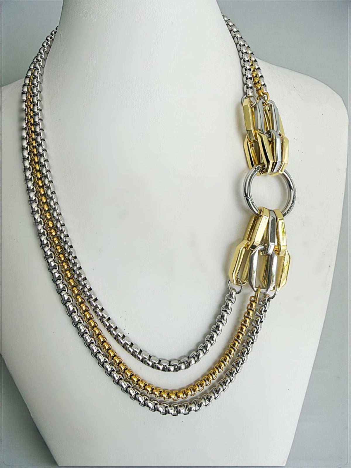 Alondra 2 tones chain necklace