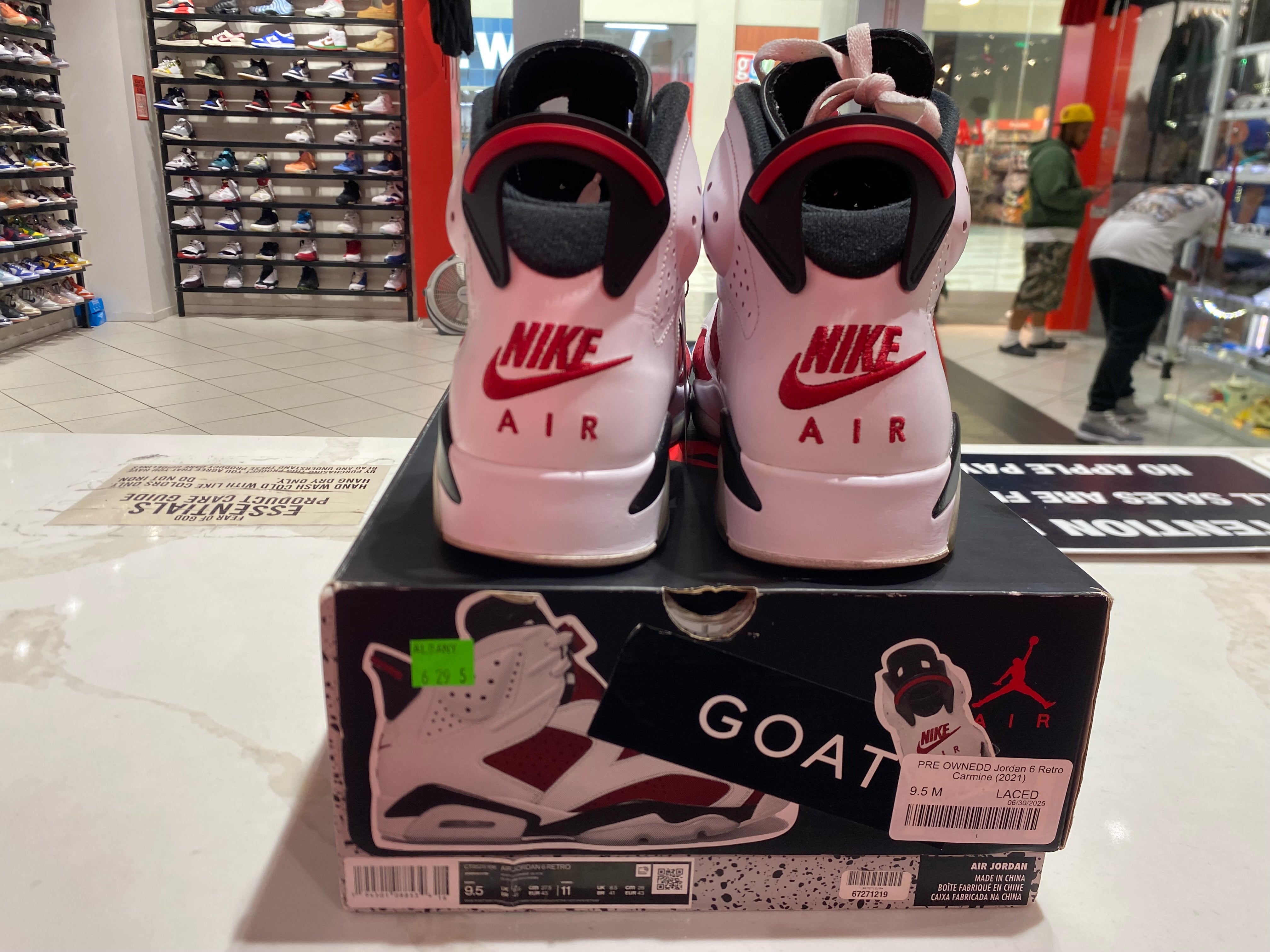 PRE OWNED Jordan 6 Retro Carmine (2021)