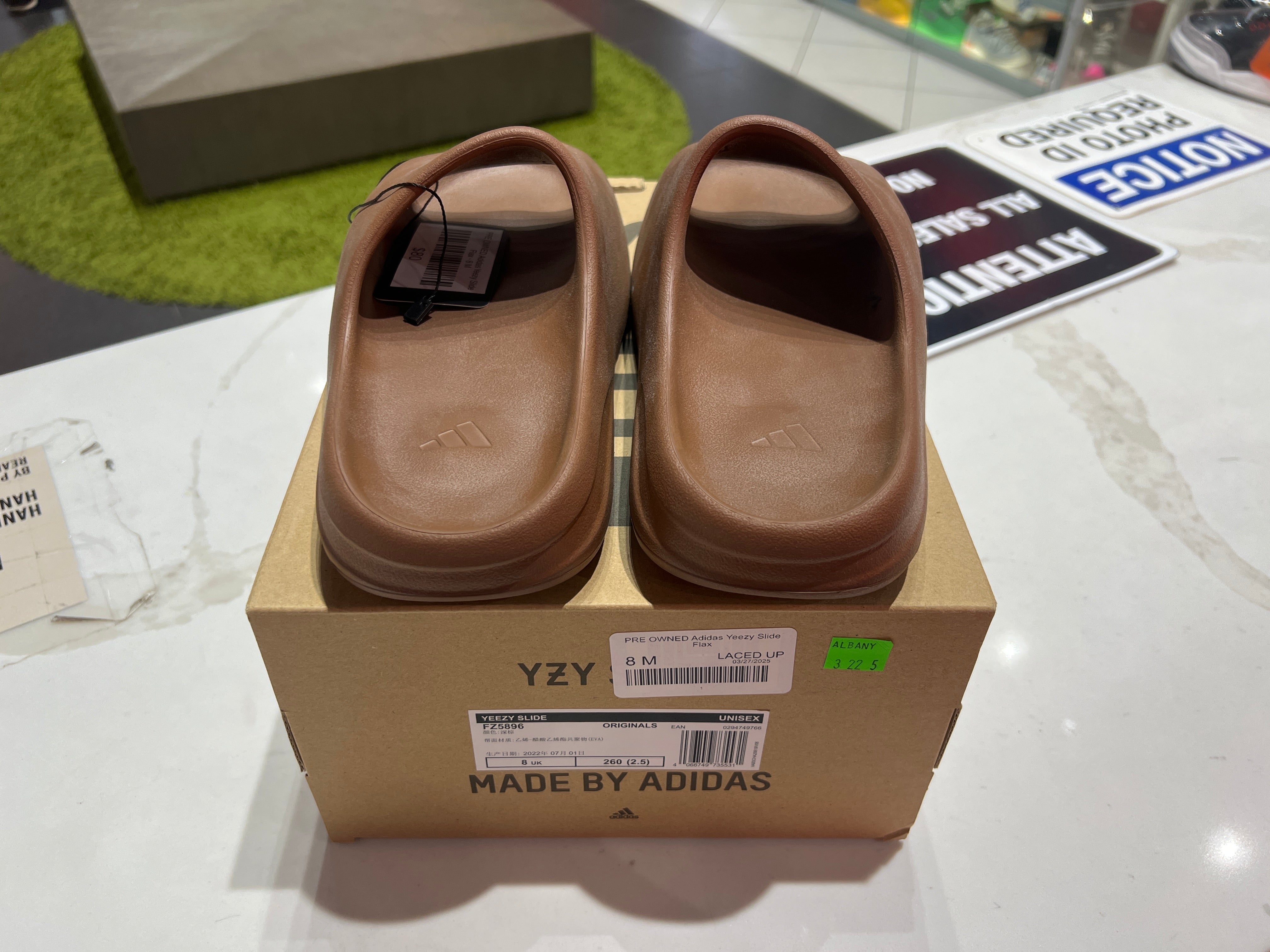 PRE OWNED Adidas Yeezy Slide Flax