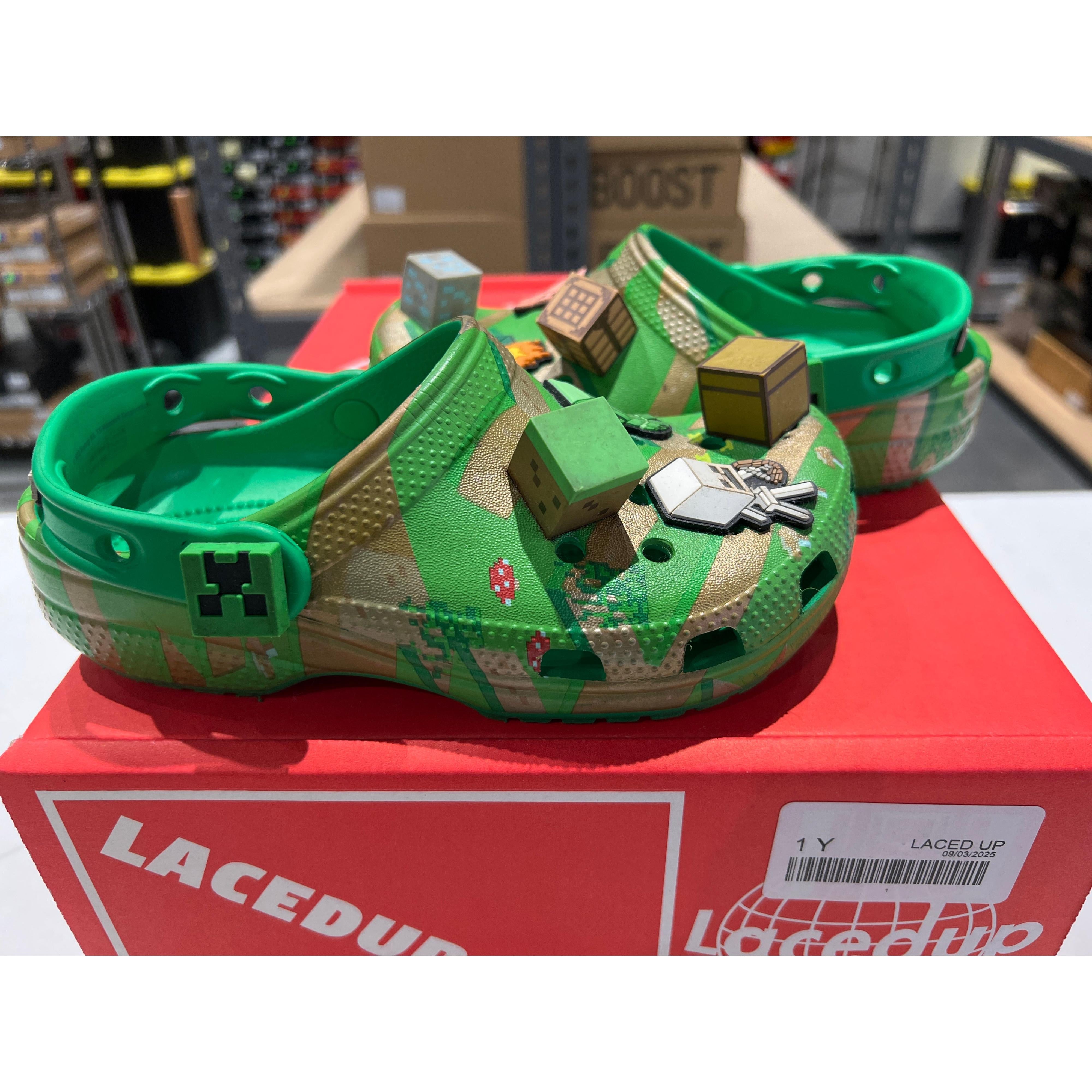 PRE OWNED Crocs Classic Clog Minecraft Grass Block