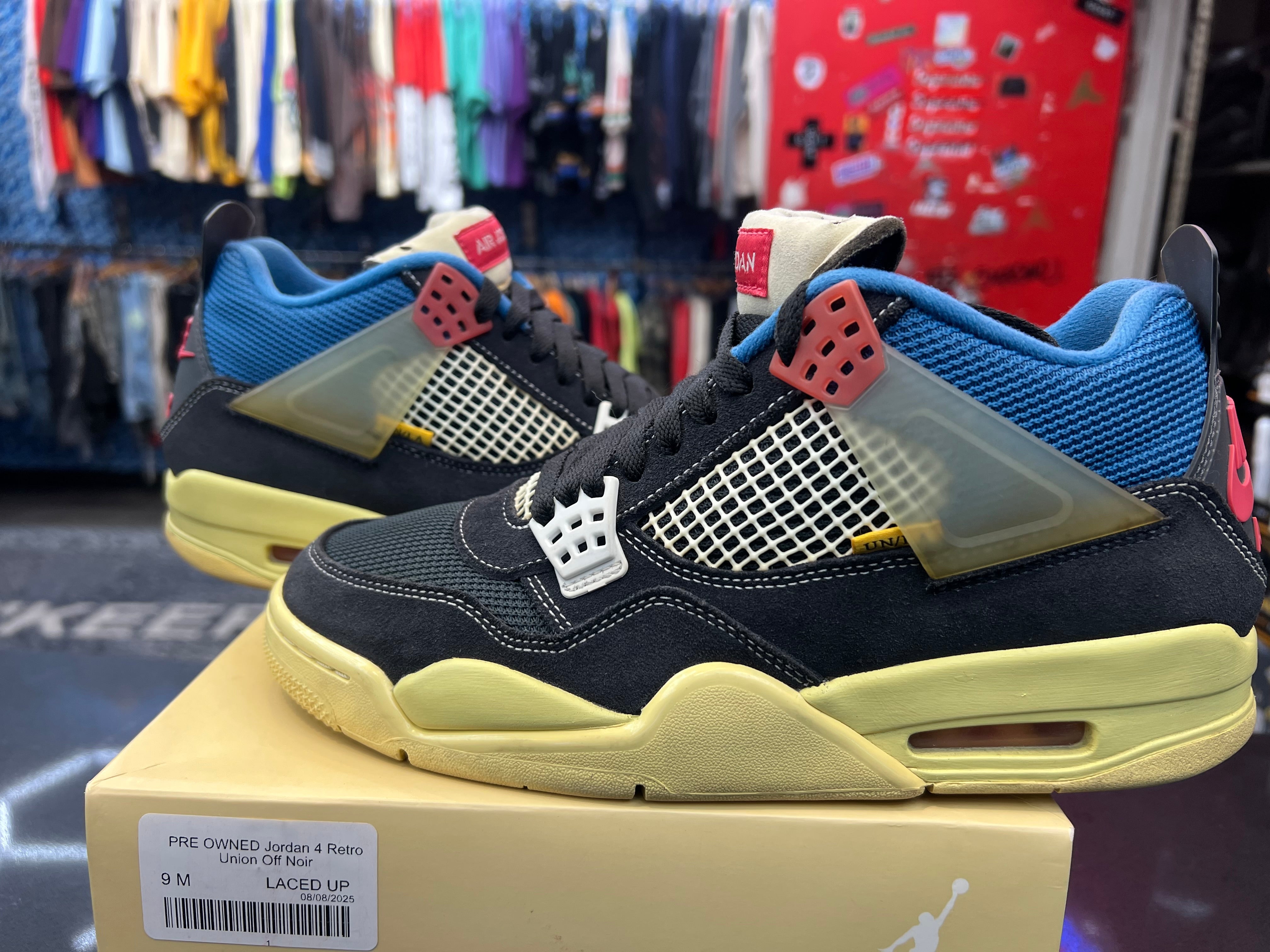 PRE OWNED Jordan 4 Retro Union Off Noir