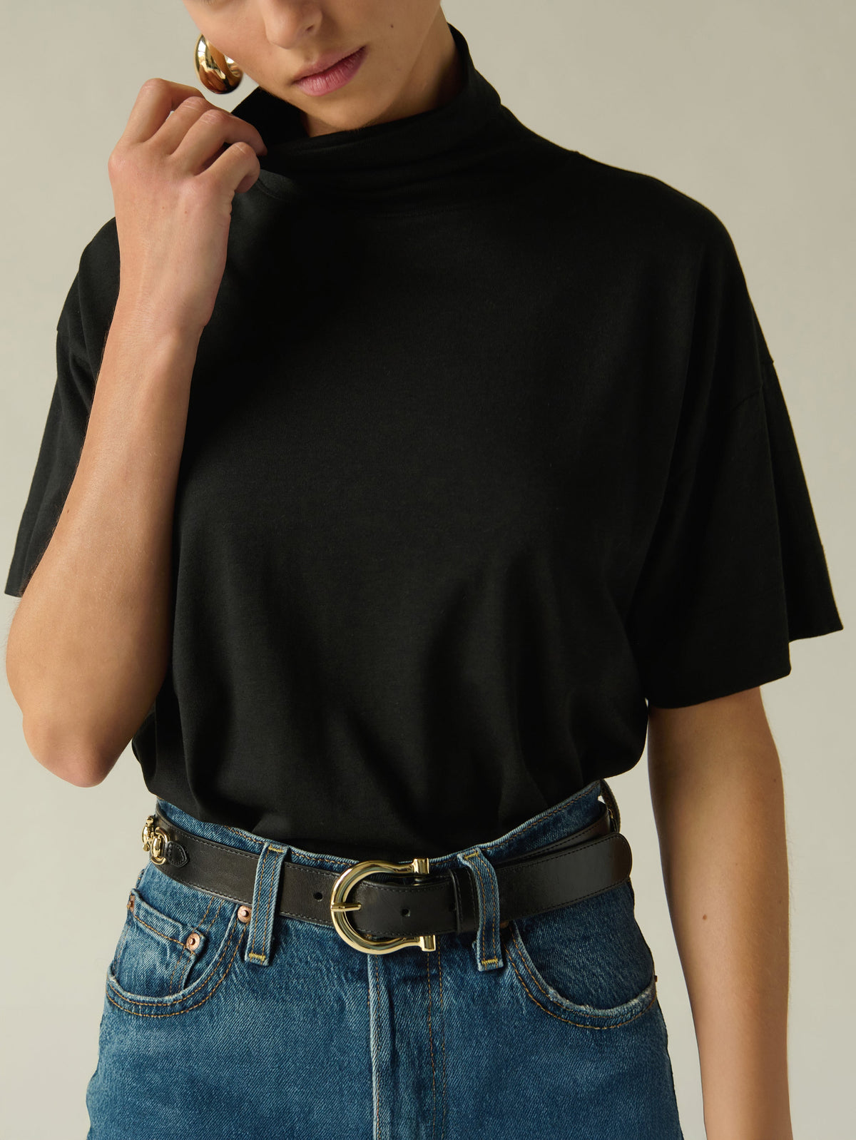 Fable Turtleneck Tee in jet black