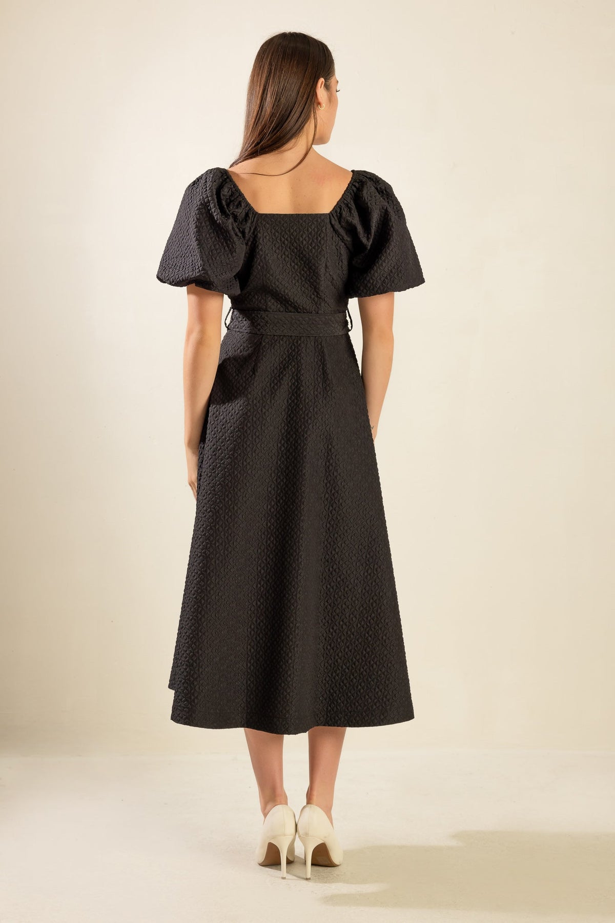 NOIR HERITAGE BLACK TEXTURED BUTTON-FRONT BELTED MIDI DRESS