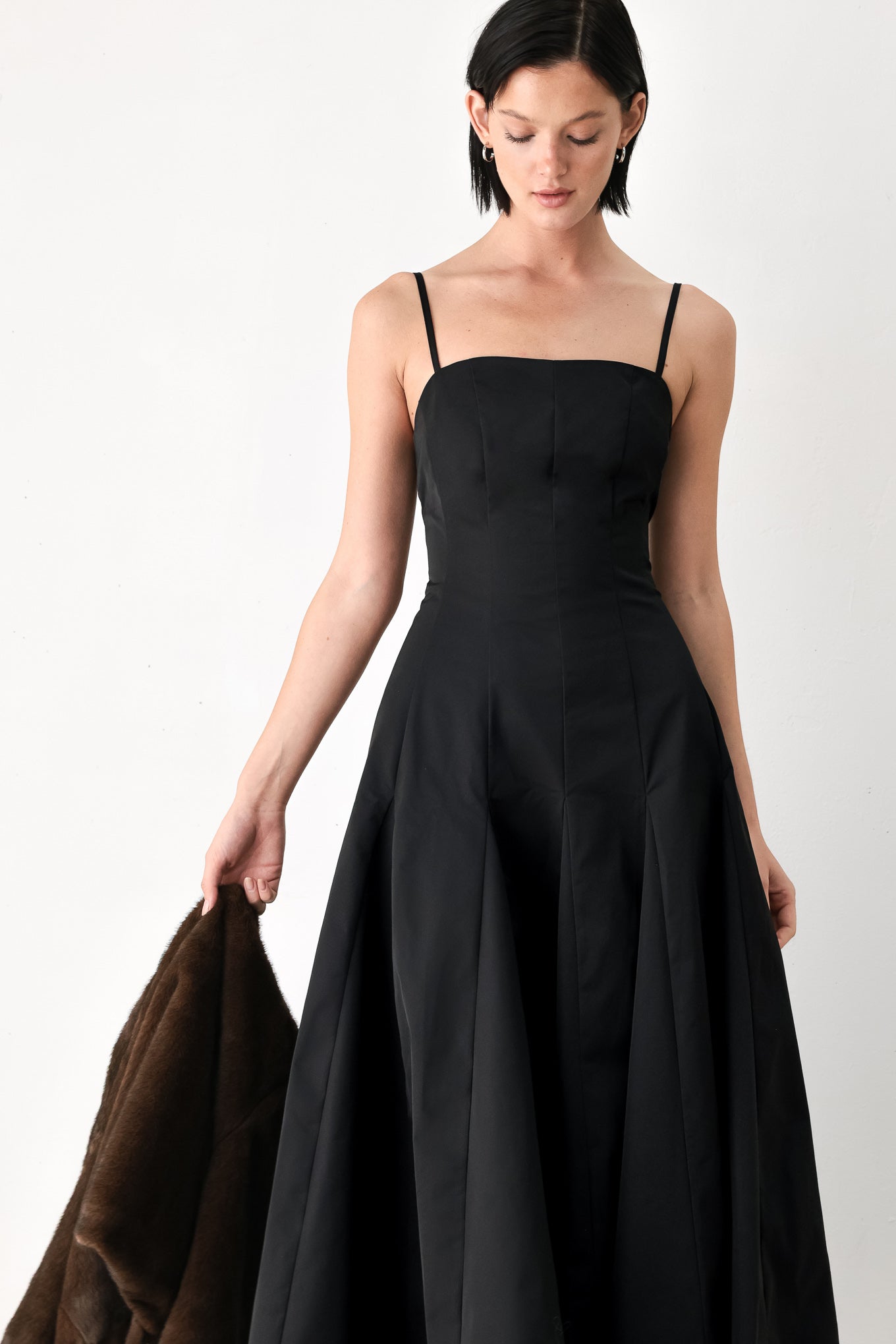 TIMELESS ROMANCE MIDI DRESS