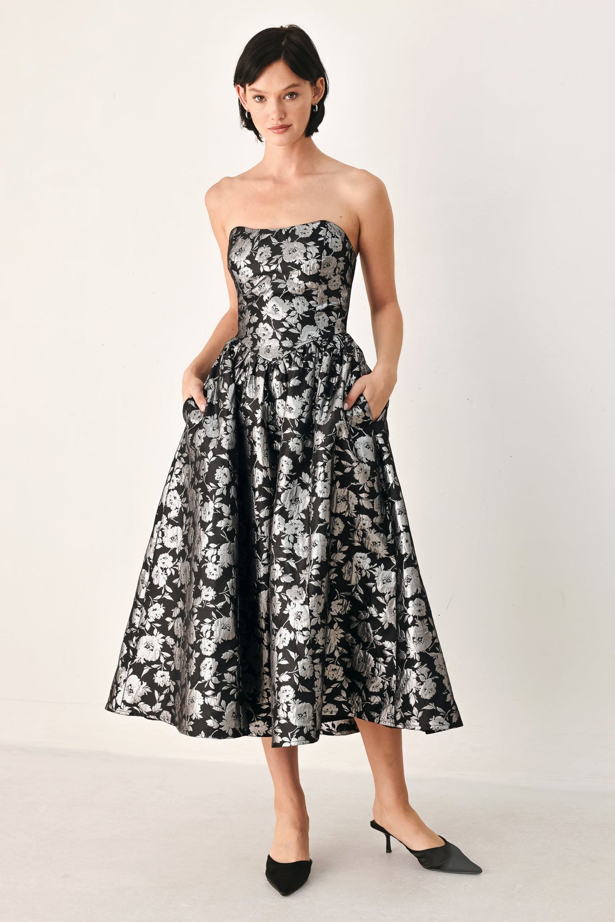 MIDNIGHT SPARKLE SWEETHEART MIDI DRESS