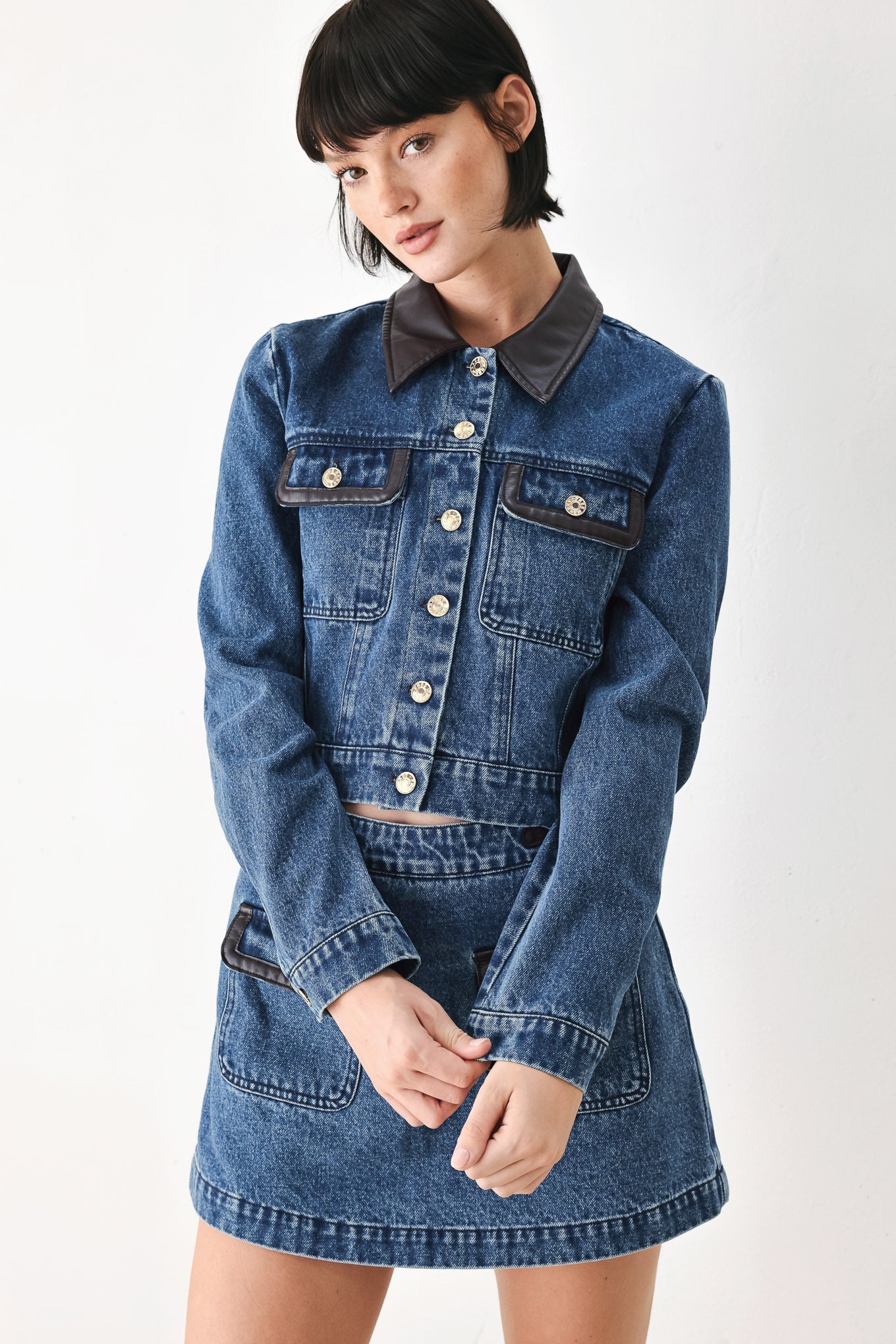 VINTAGE DENIM RENDEZVOUS DENIM CROP JACKET