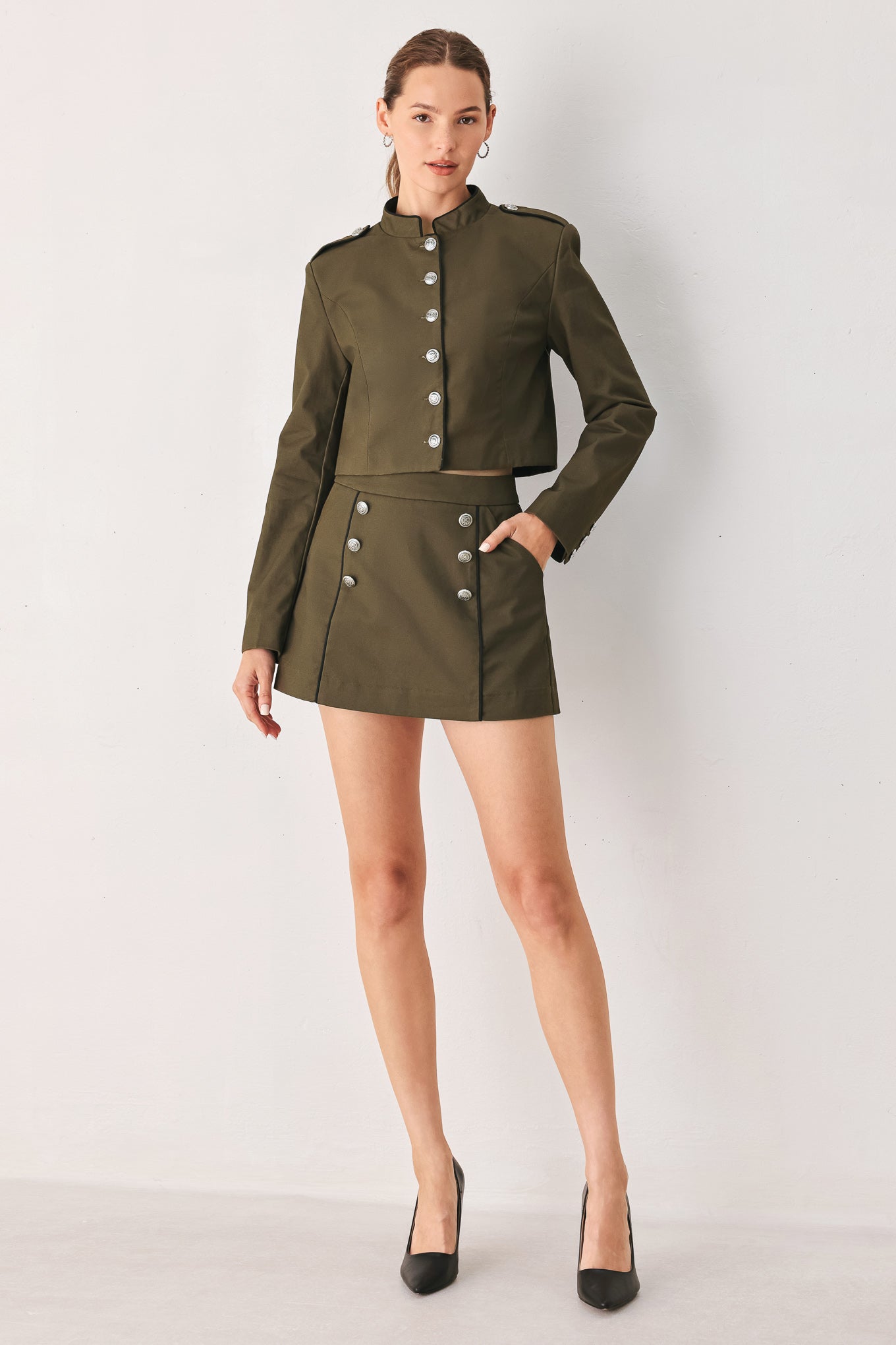 OLIVE CADET WOVEN CROP JACKET