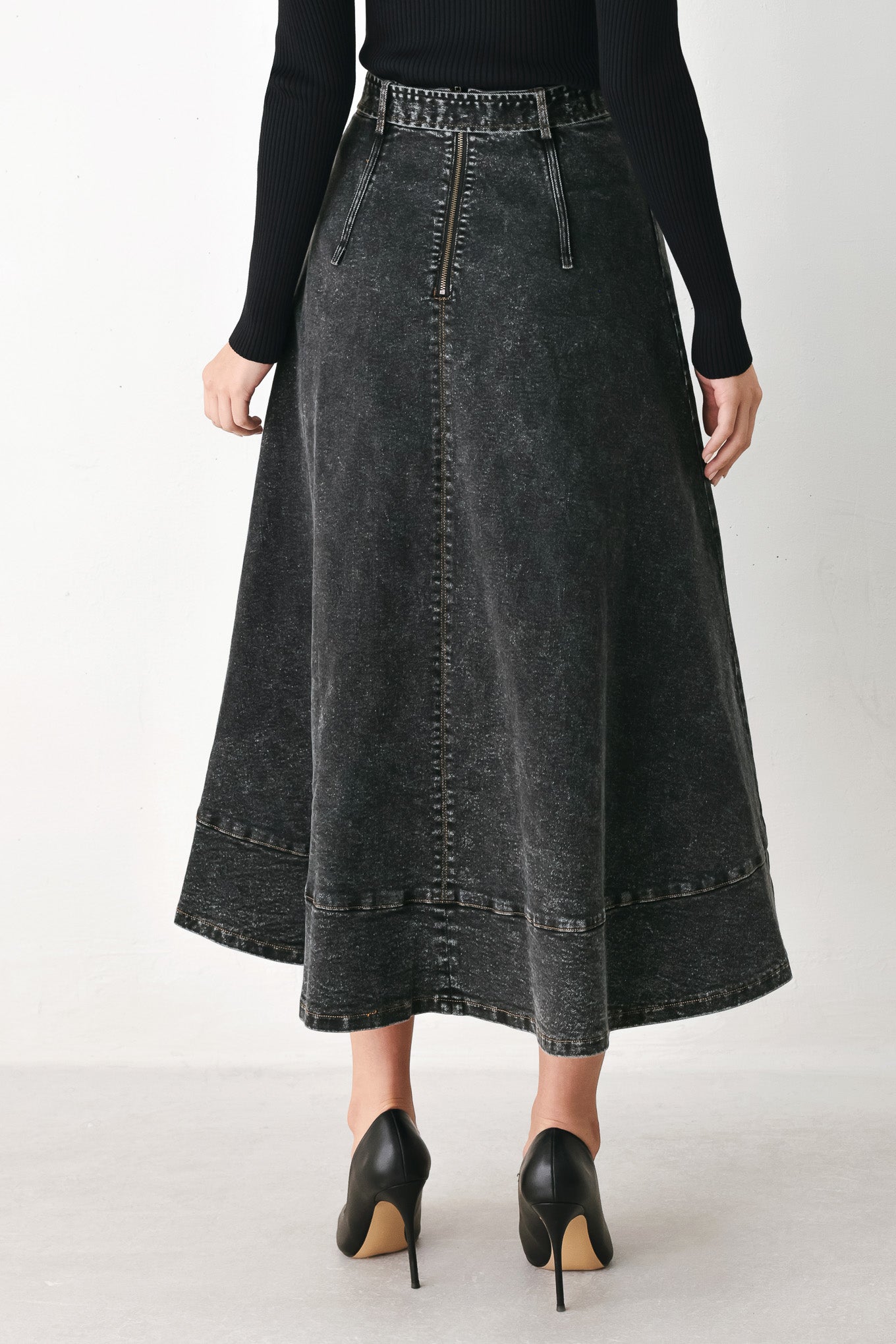 SHADOW STITCH ROMANCE DENIM MIDI SKIRT