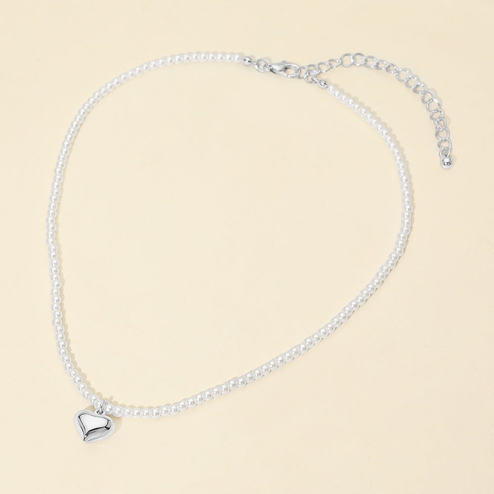 Dainty Heart Pendant Pearl Beaded Chain Necklace