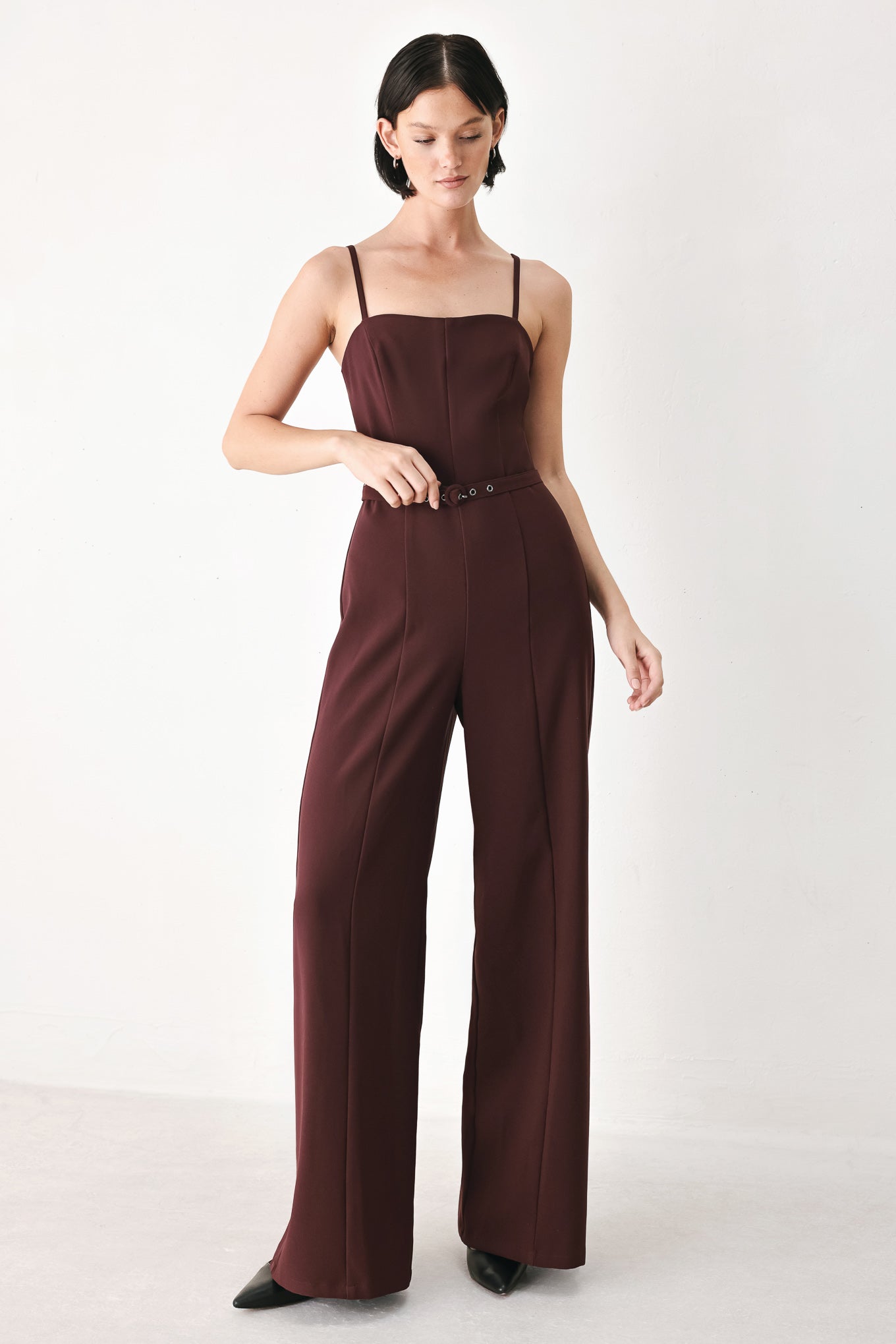 BURGUNDY MODERN MUSE WOVEN JUMPSUIT