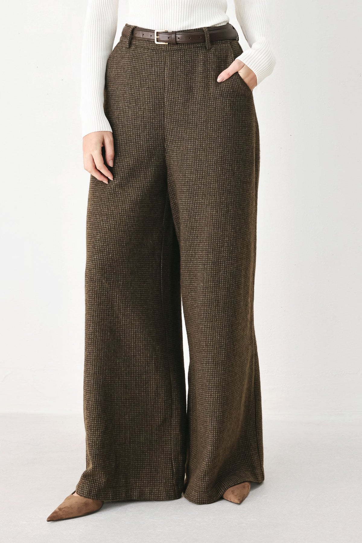 HERITAGE CHARM BELTED WIDE LEG PANTS